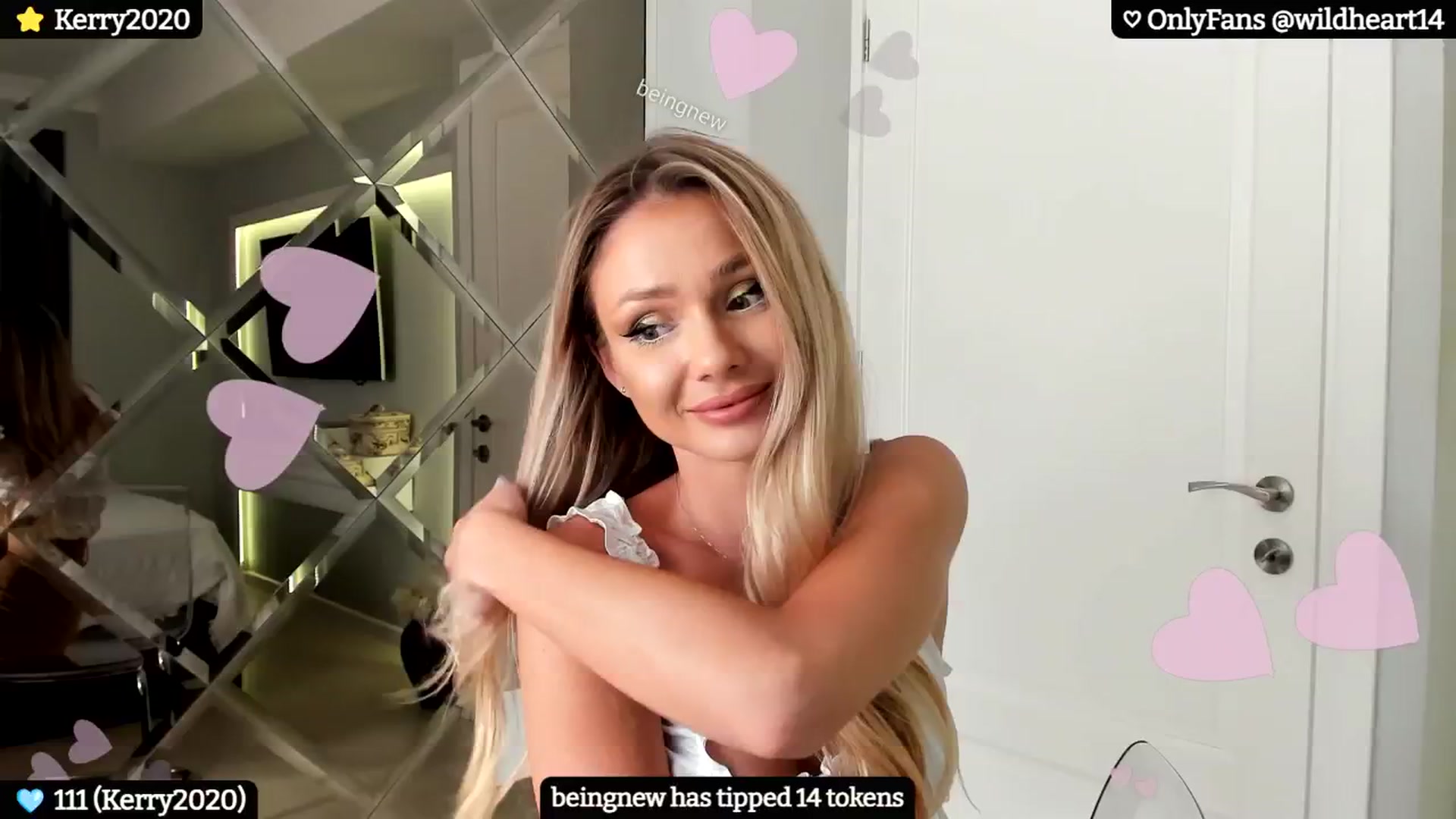 Gallery image thumbnail from Yveline's myfreecams stream on, 07/22/2024, 22:06 image 8 of 20