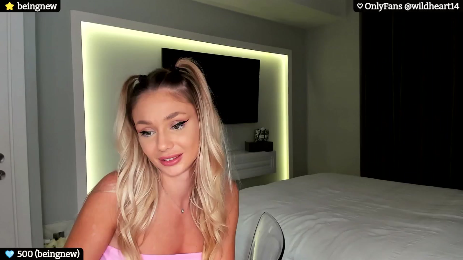 Gallery image thumbnail from Yveline's myfreecams stream on, 07/23/2024, 20:48 image 18 of 20