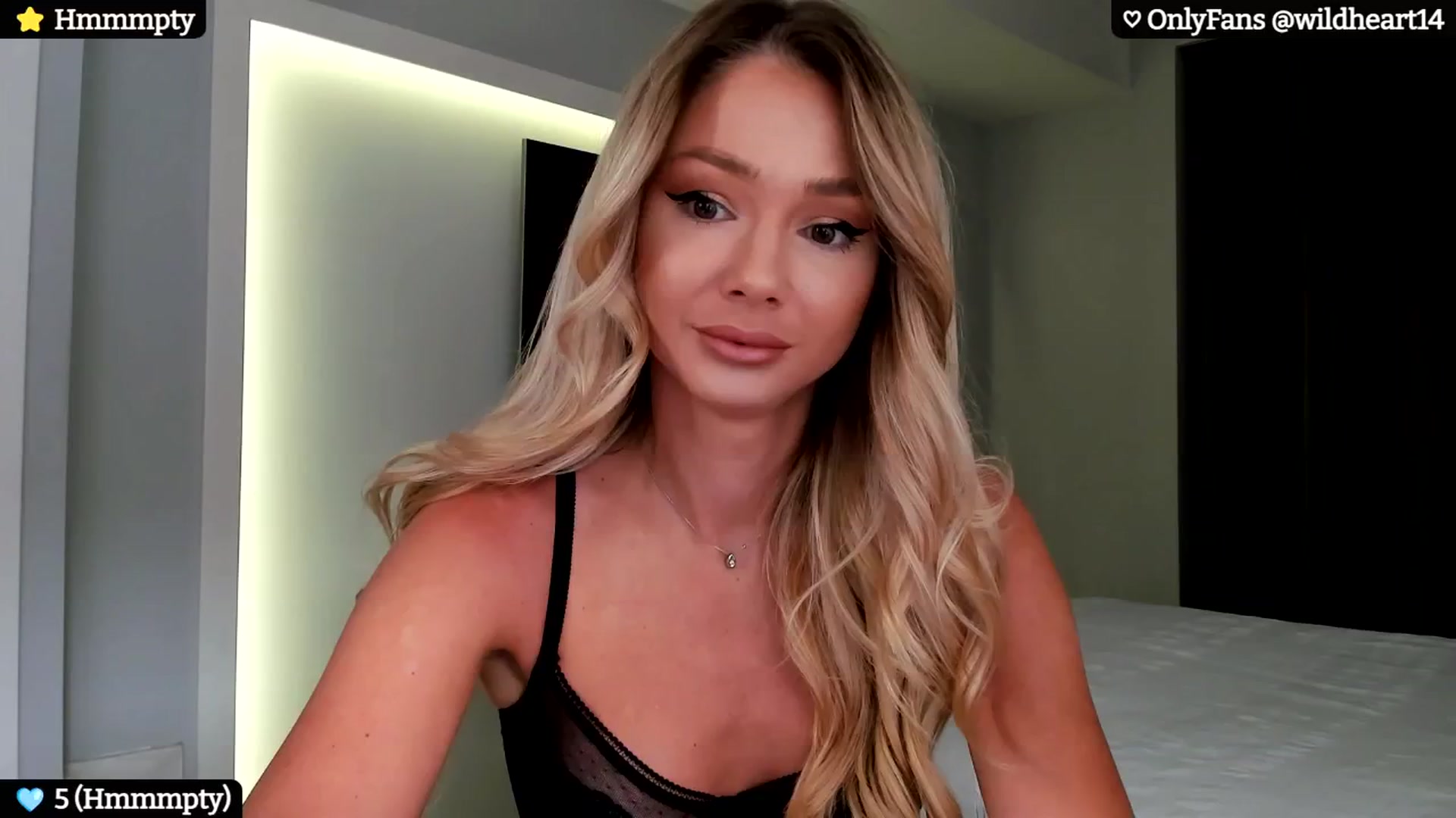 Gallery image thumbnail from Yveline's myfreecams stream on, 07/29/2024, 23:05 image 1 of 20