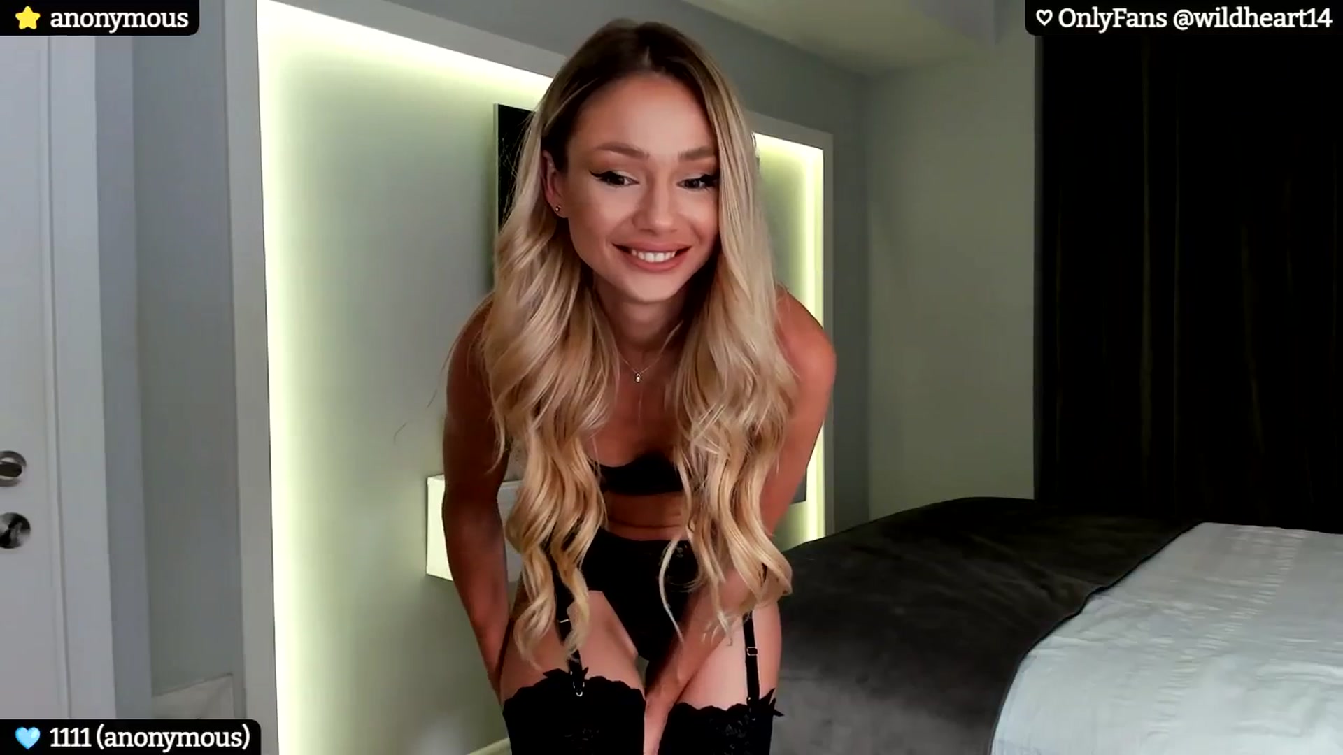 Gallery image thumbnail from Yveline's myfreecams stream on, 07/29/2024, 23:05 image 12 of 20