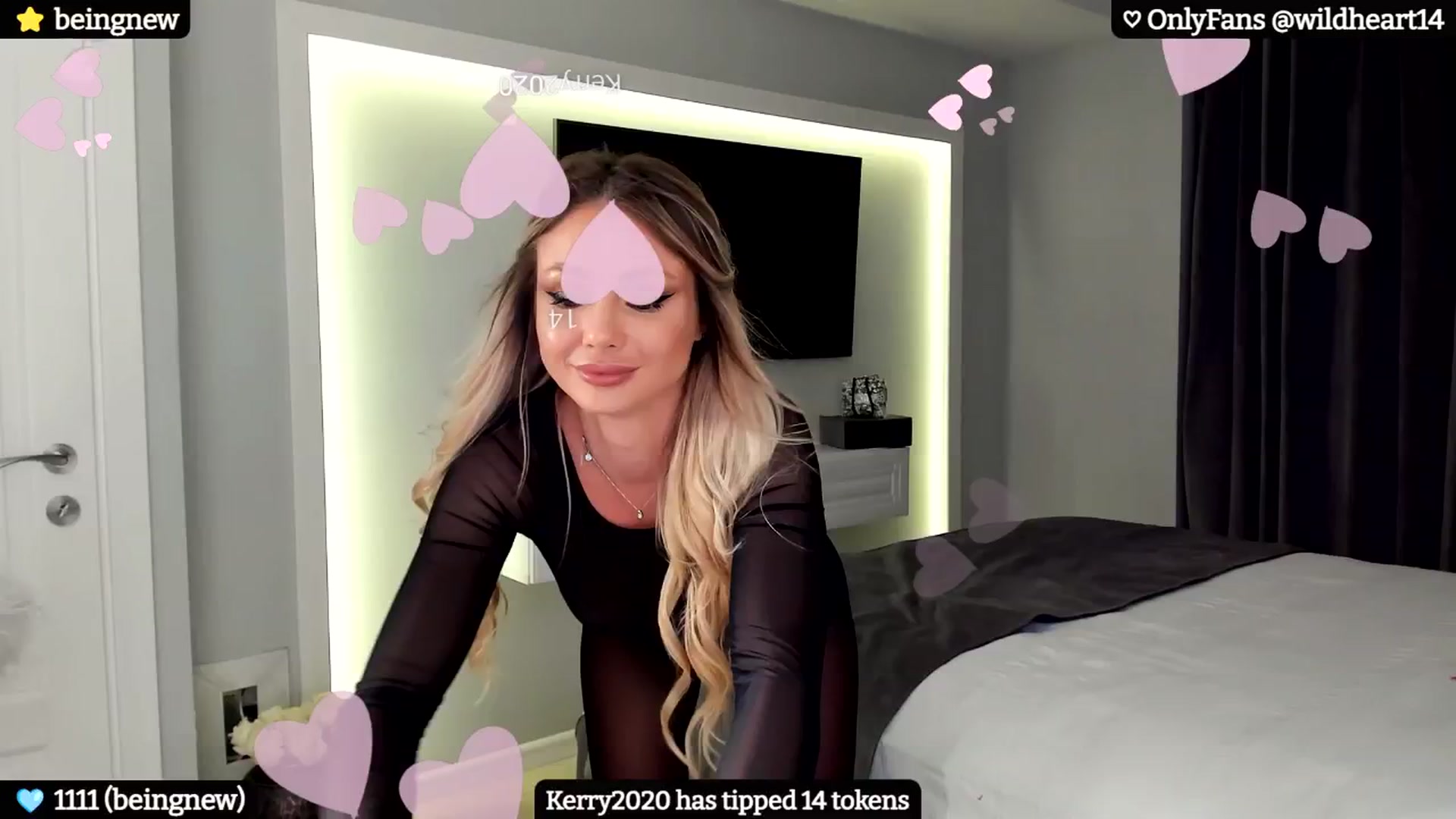 Gallery image thumbnail from Yveline's myfreecams stream on, 08/17/2024, 22:36 image 3 of 20