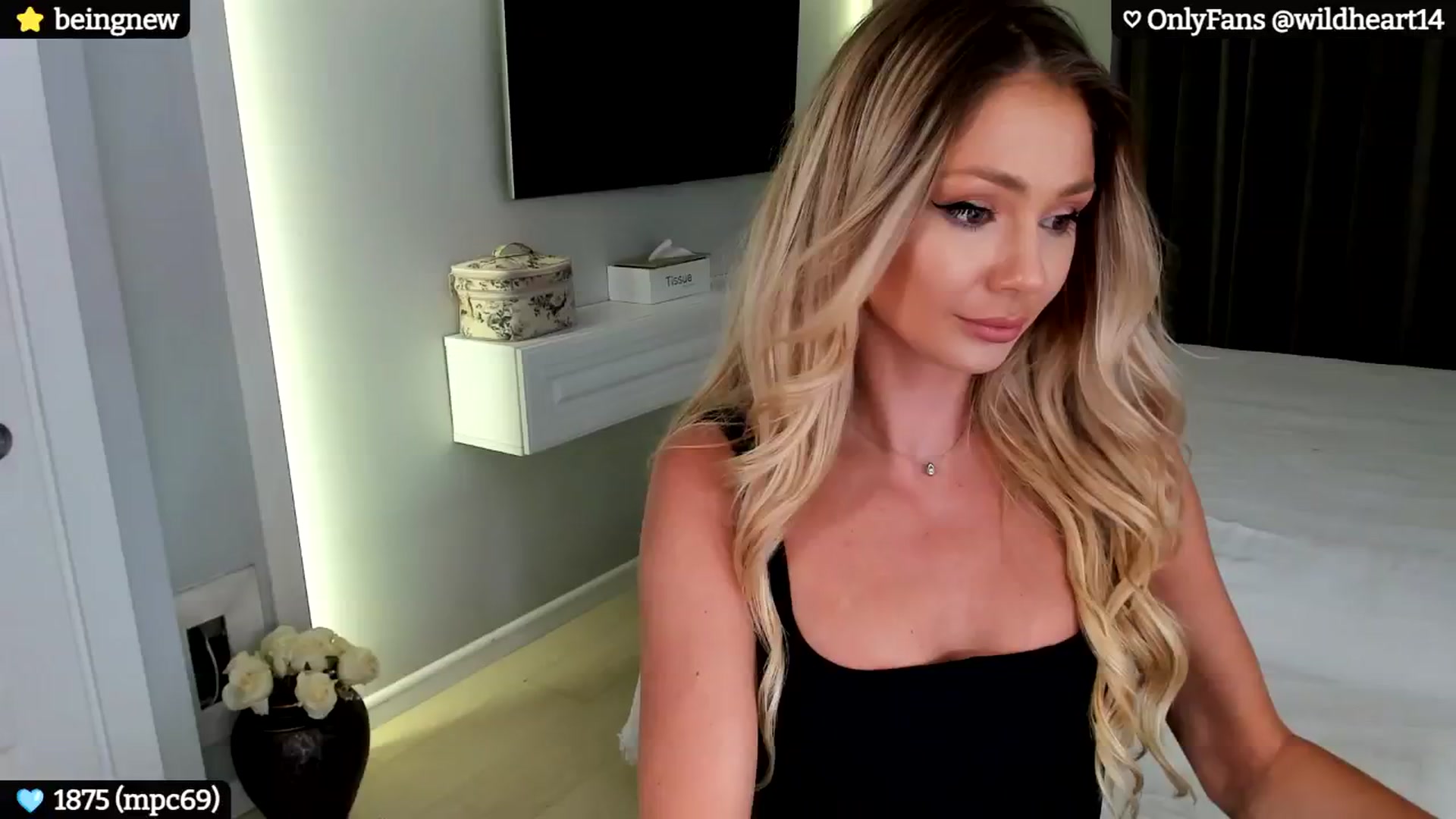 Gallery image thumbnail from Yveline's myfreecams stream on, 08/26/2024, 22:08 image 8 of 20