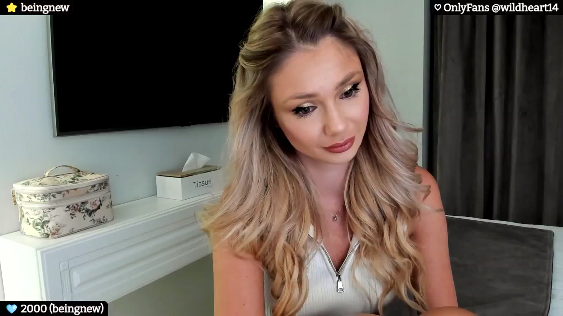 Gallery image thumbnail from Yveline's myfreecams stream on, 09/03/2024, 20:56 image 15 of 20