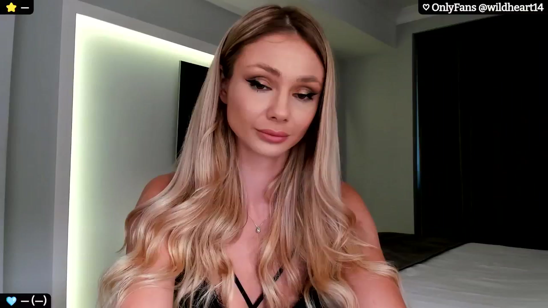 Gallery image thumbnail from Yveline's myfreecams stream on, 09/09/2024, 22:16 image 1 of 20