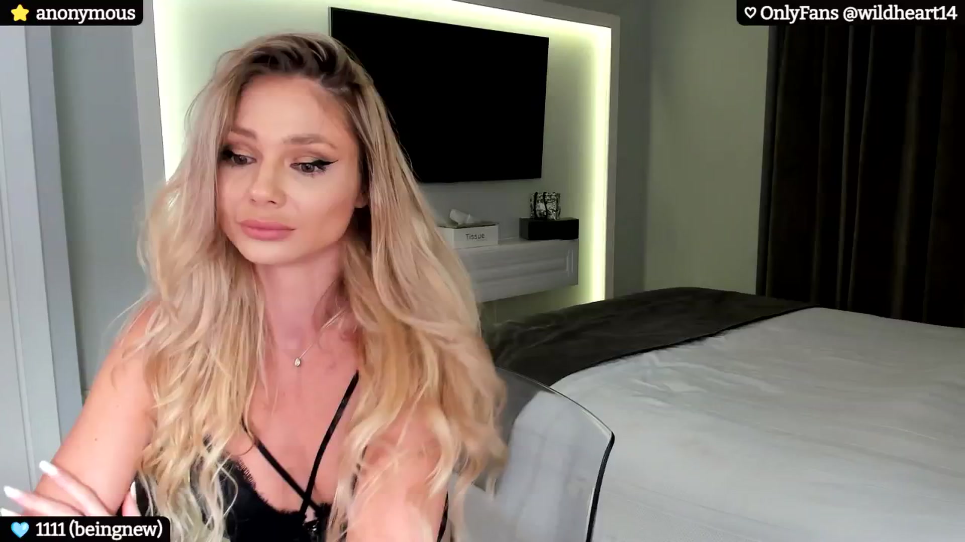 Gallery image thumbnail from Yveline's myfreecams stream on, 09/09/2024, 22:16 image 9 of 20