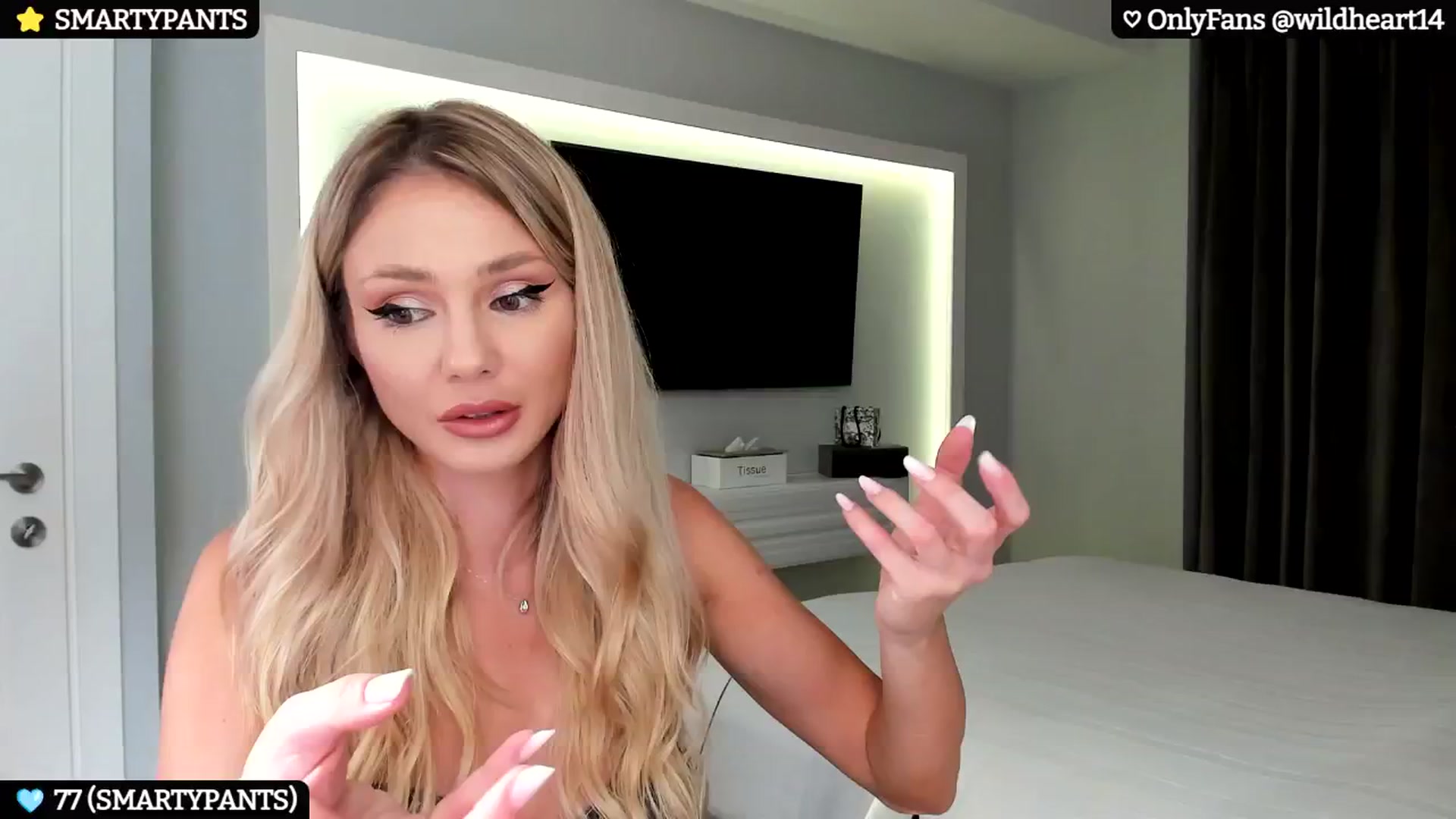 Gallery image thumbnail from Yveline's myfreecams stream on, 09/11/2024, 21:46 image 5 of 20