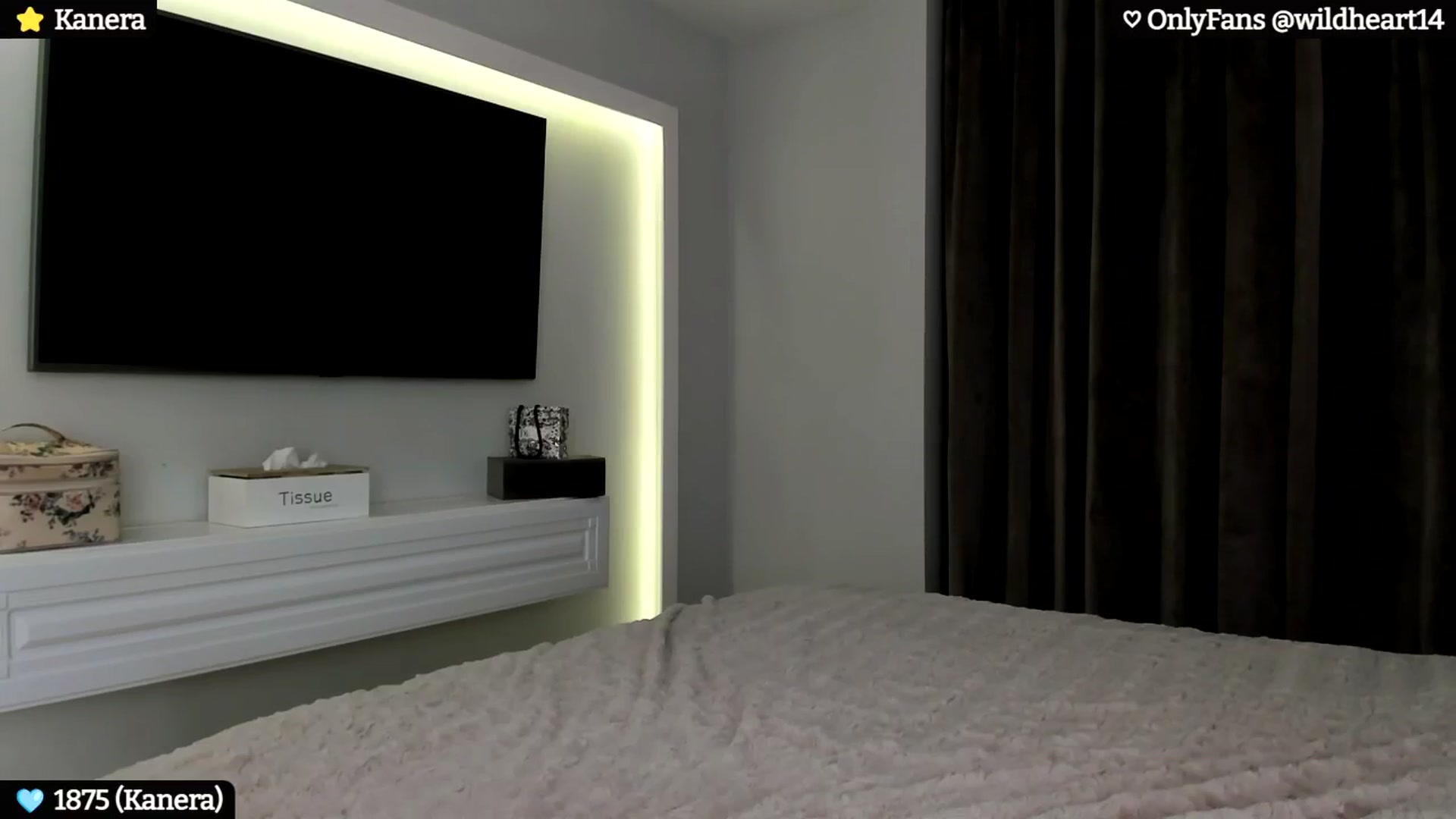 Gallery image thumbnail from Yveline's myfreecams stream on, 09/15/2024, 23:40 image 15 of 20