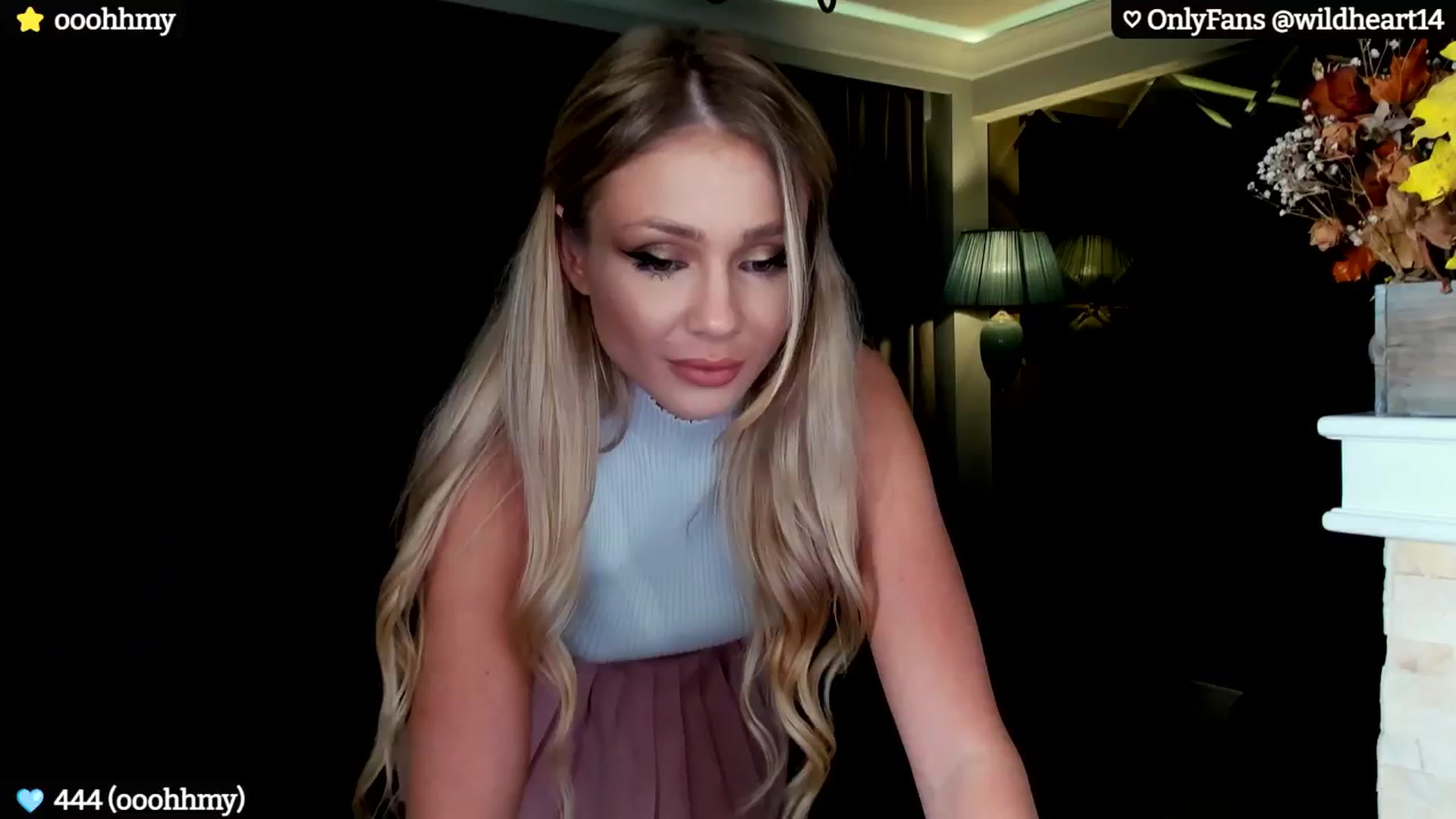 Gallery image thumbnail from Yveline's myfreecams stream on, 09/17/2024, 19:19 image 12 of 20