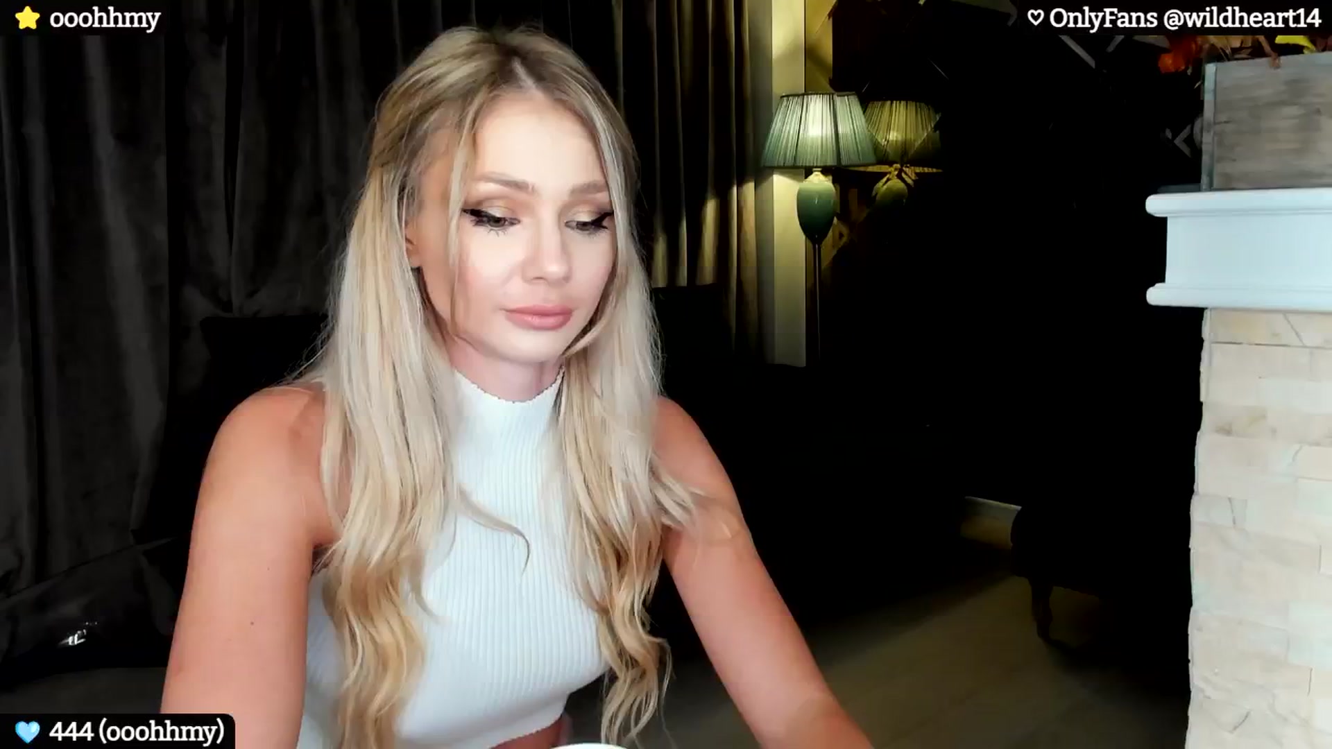 Gallery image thumbnail from Yveline's myfreecams stream on, 09/17/2024, 19:19 image 4 of 20