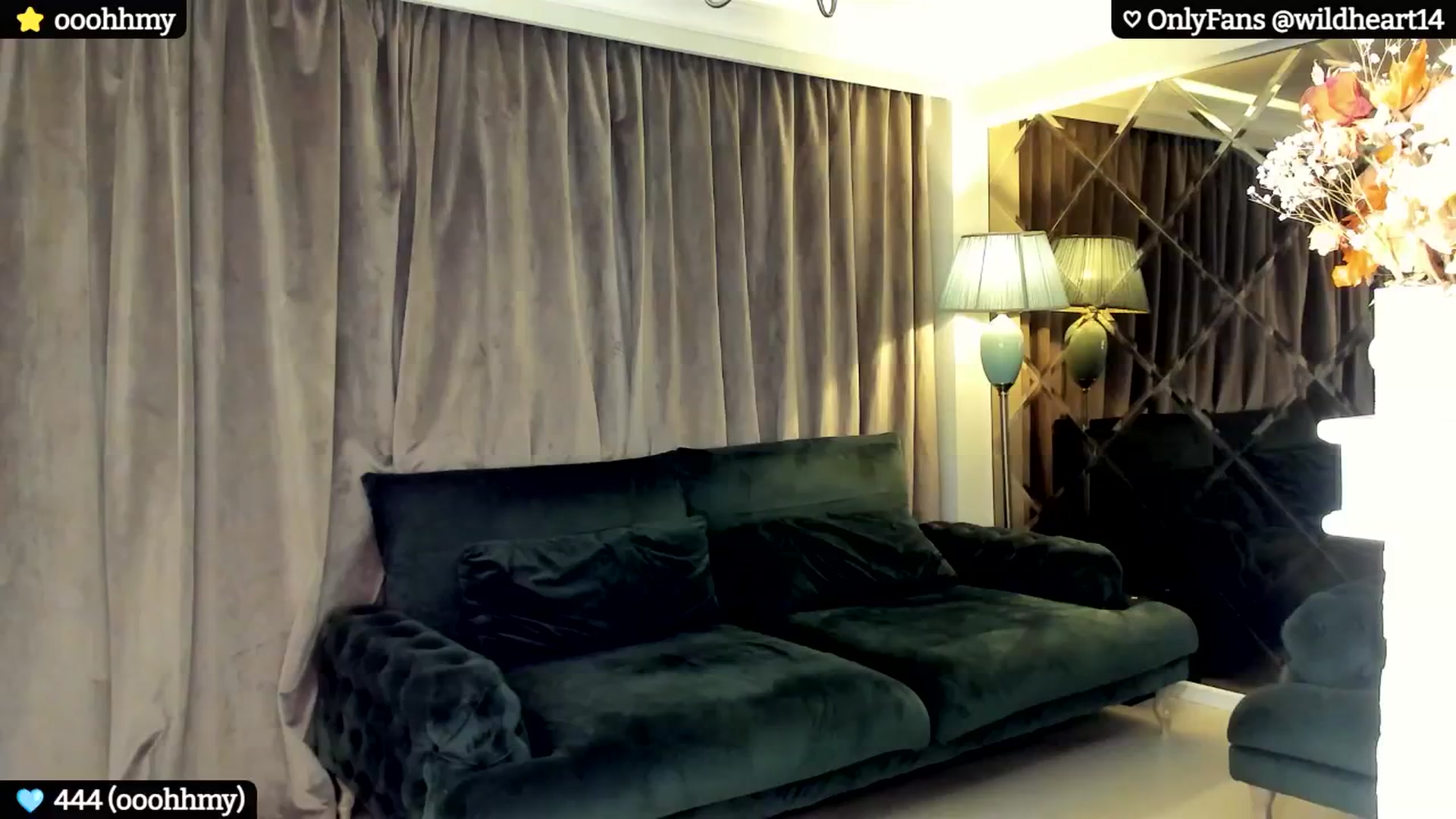 Gallery image thumbnail from Yveline's myfreecams stream on, 09/17/2024, 19:19 image 11 of 20