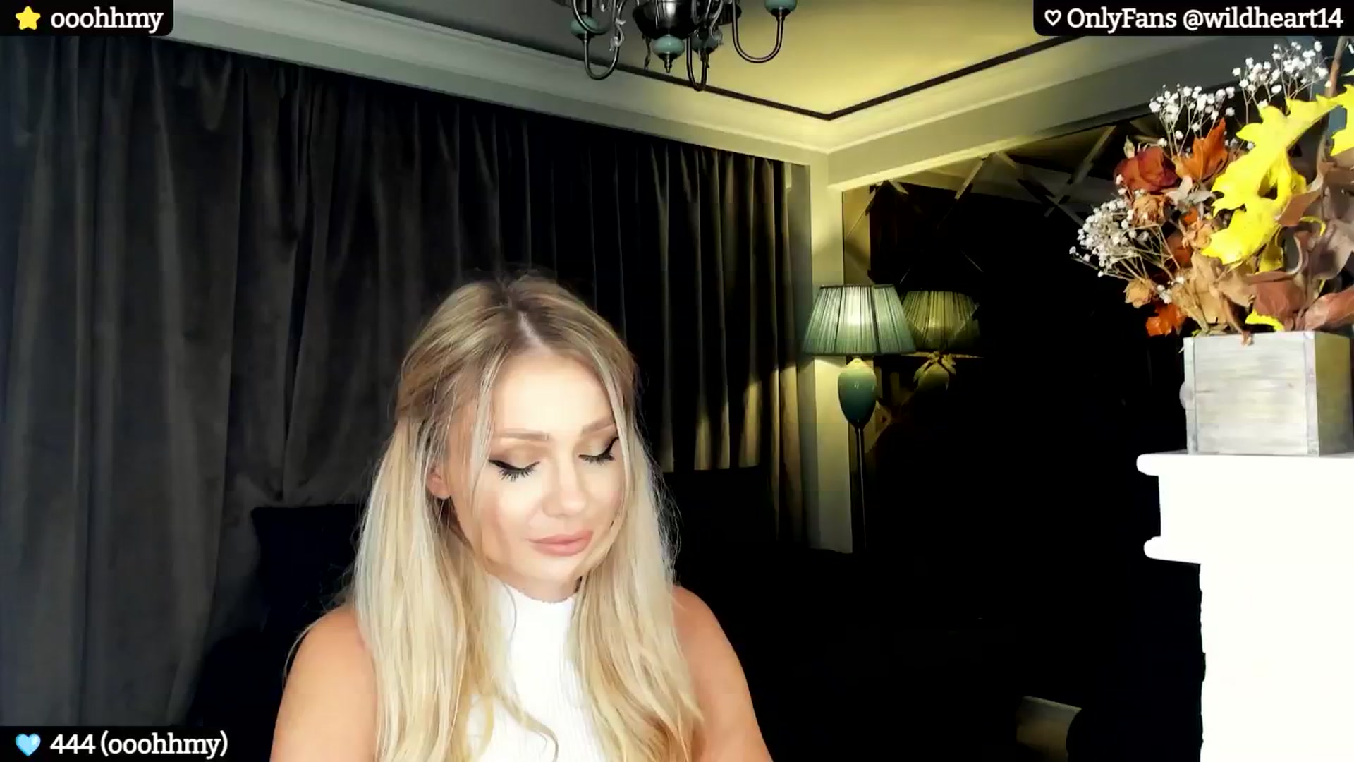 Gallery image thumbnail from Yveline's myfreecams stream on, 09/17/2024, 19:19 image 9 of 20
