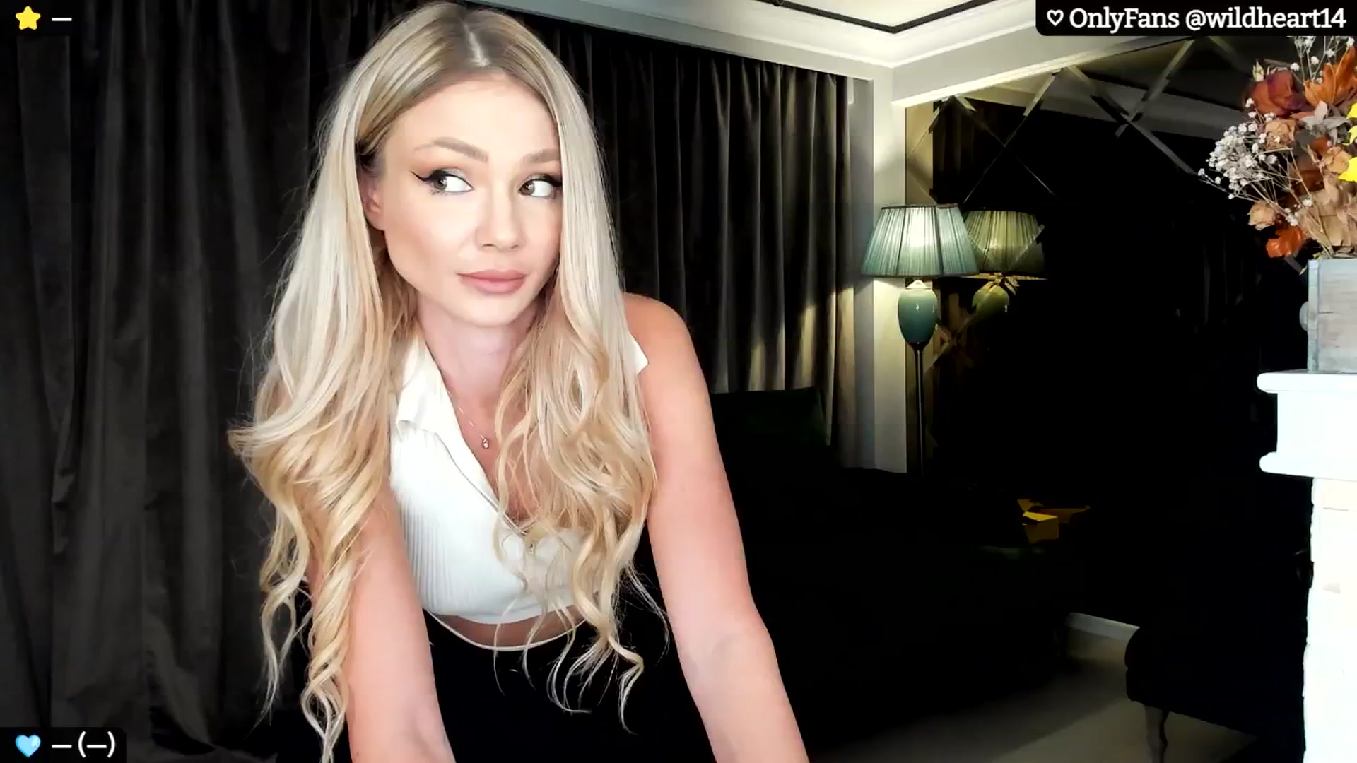 Gallery image thumbnail from Yveline's myfreecams stream on, 09/18/2024, 14:40 image 7 of 20