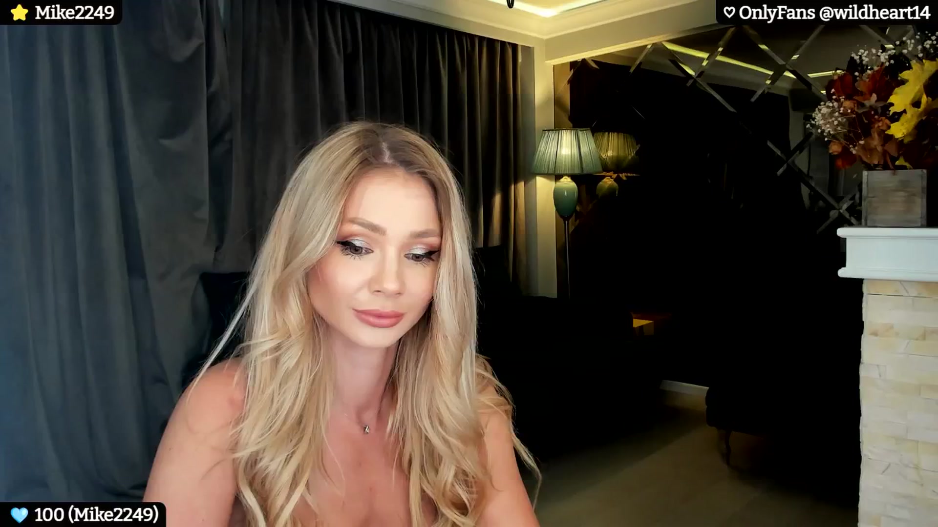 Gallery image thumbnail from Yveline's myfreecams stream on, 09/18/2024, 19:15 image 14 of 20