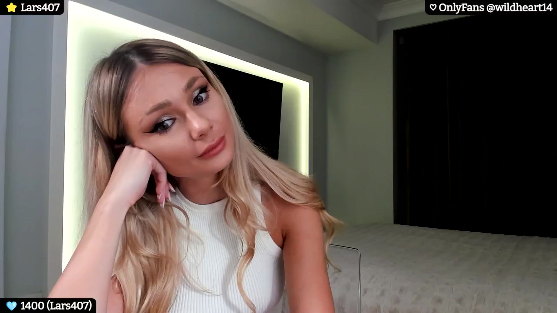 Gallery image thumbnail from Yveline's myfreecams stream on, 09/23/2024, 19:54 image 5 of 20