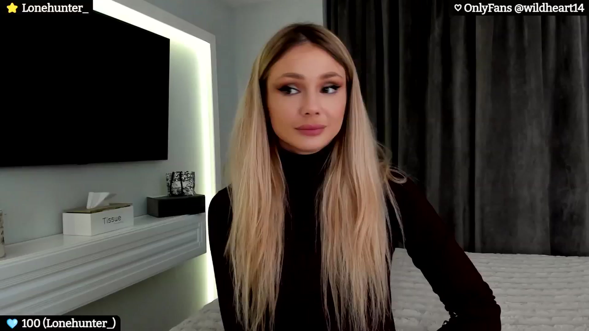 Gallery image thumbnail from Yveline's myfreecams stream on, 10/03/2024, 20:52 image 9 of 20