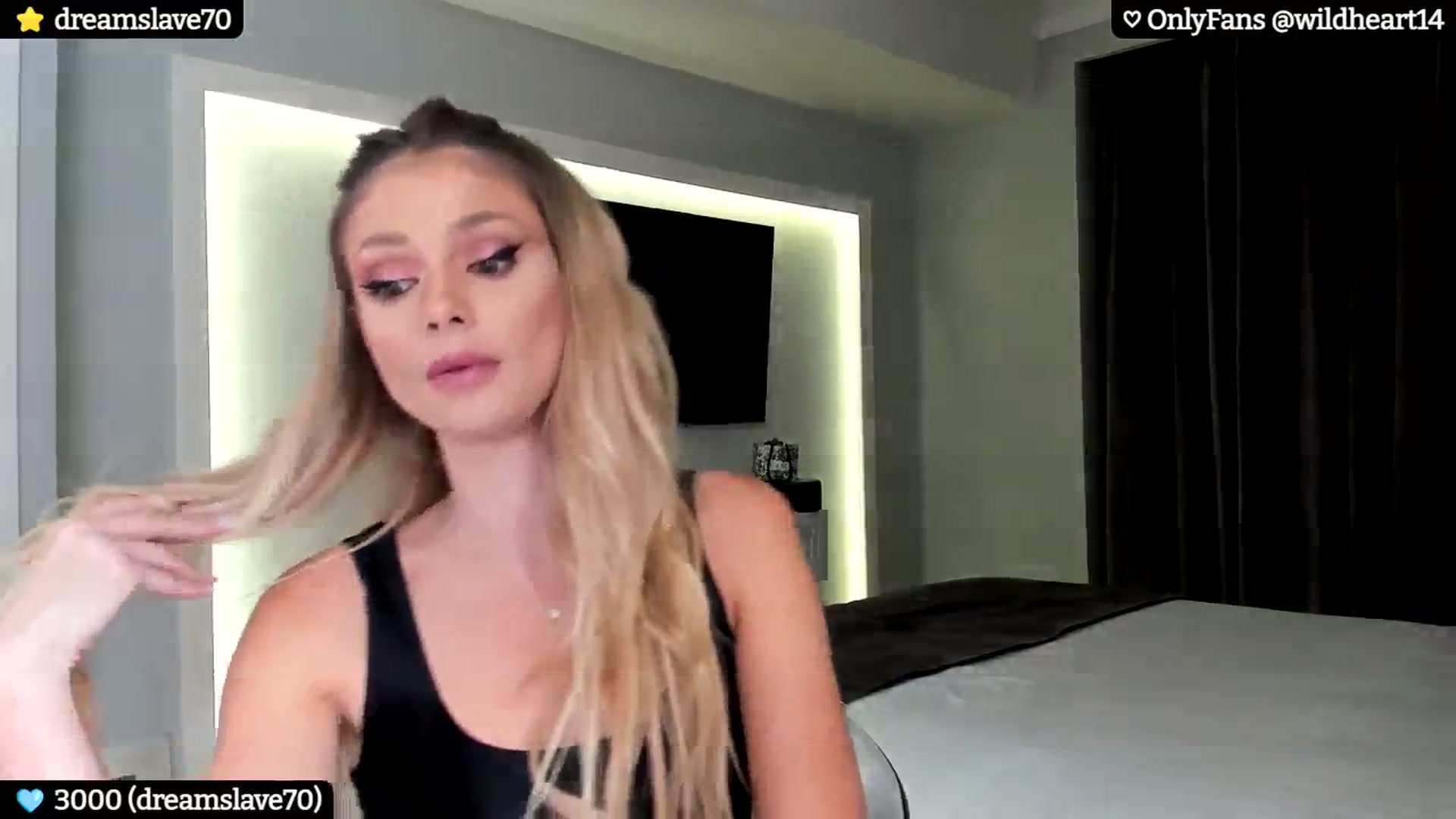 Gallery image thumbnail from Yveline's myfreecams stream on, 10/24/2024, 21:16 image 13 of 20