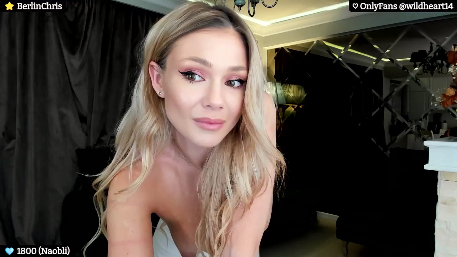 Gallery image thumbnail from Yveline's myfreecams stream on, 10/27/2024, 20:10 image 16 of 20