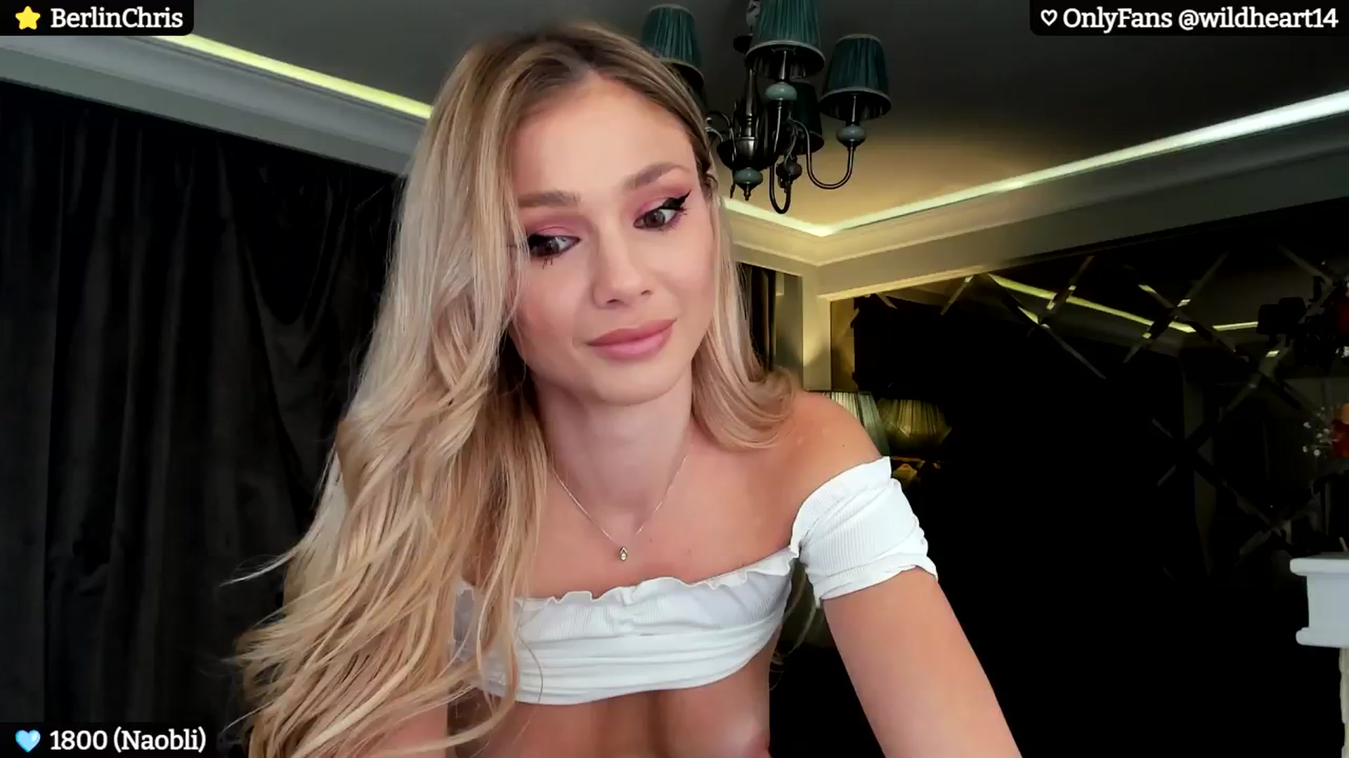 Gallery image thumbnail from Yveline's myfreecams stream on, 10/27/2024, 20:10 image 15 of 20