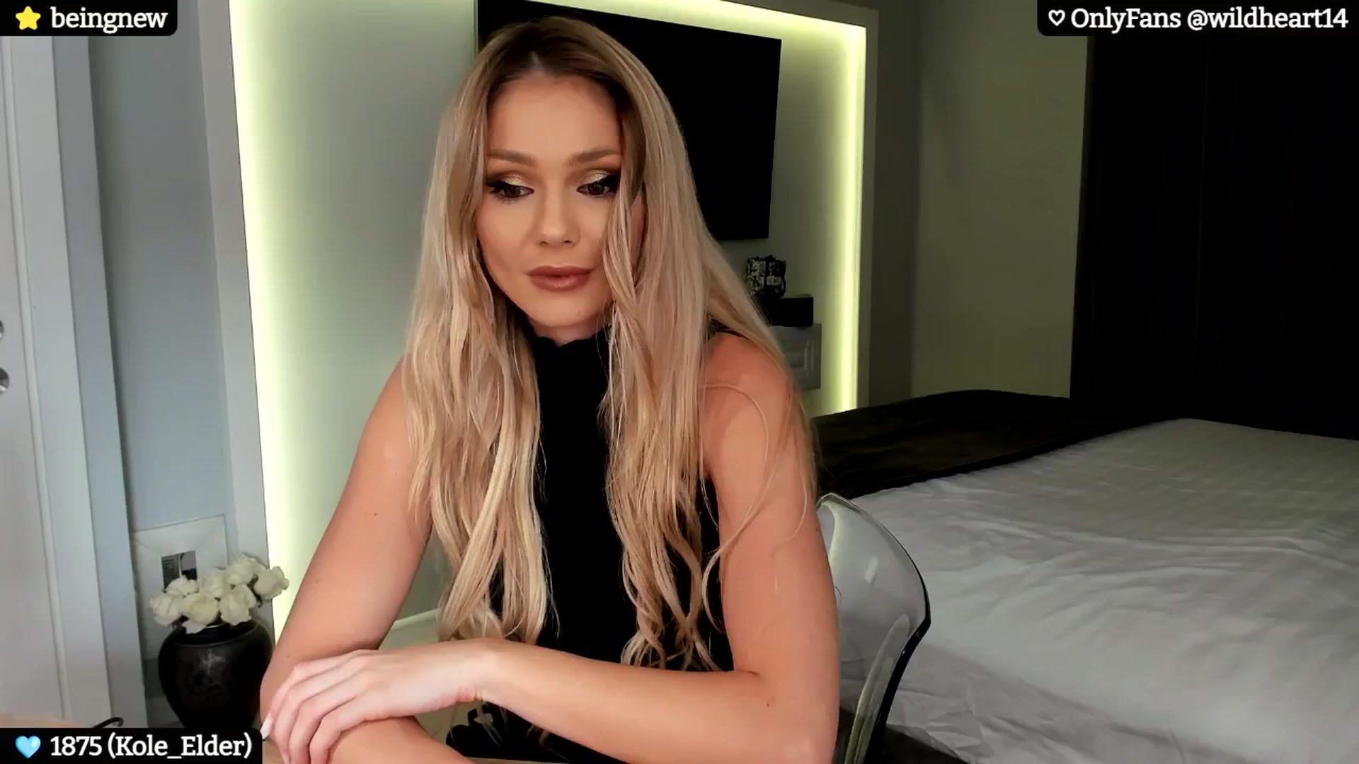 Gallery image thumbnail from Yveline's myfreecams stream on, 11/03/2024, 20:04 image 18 of 20