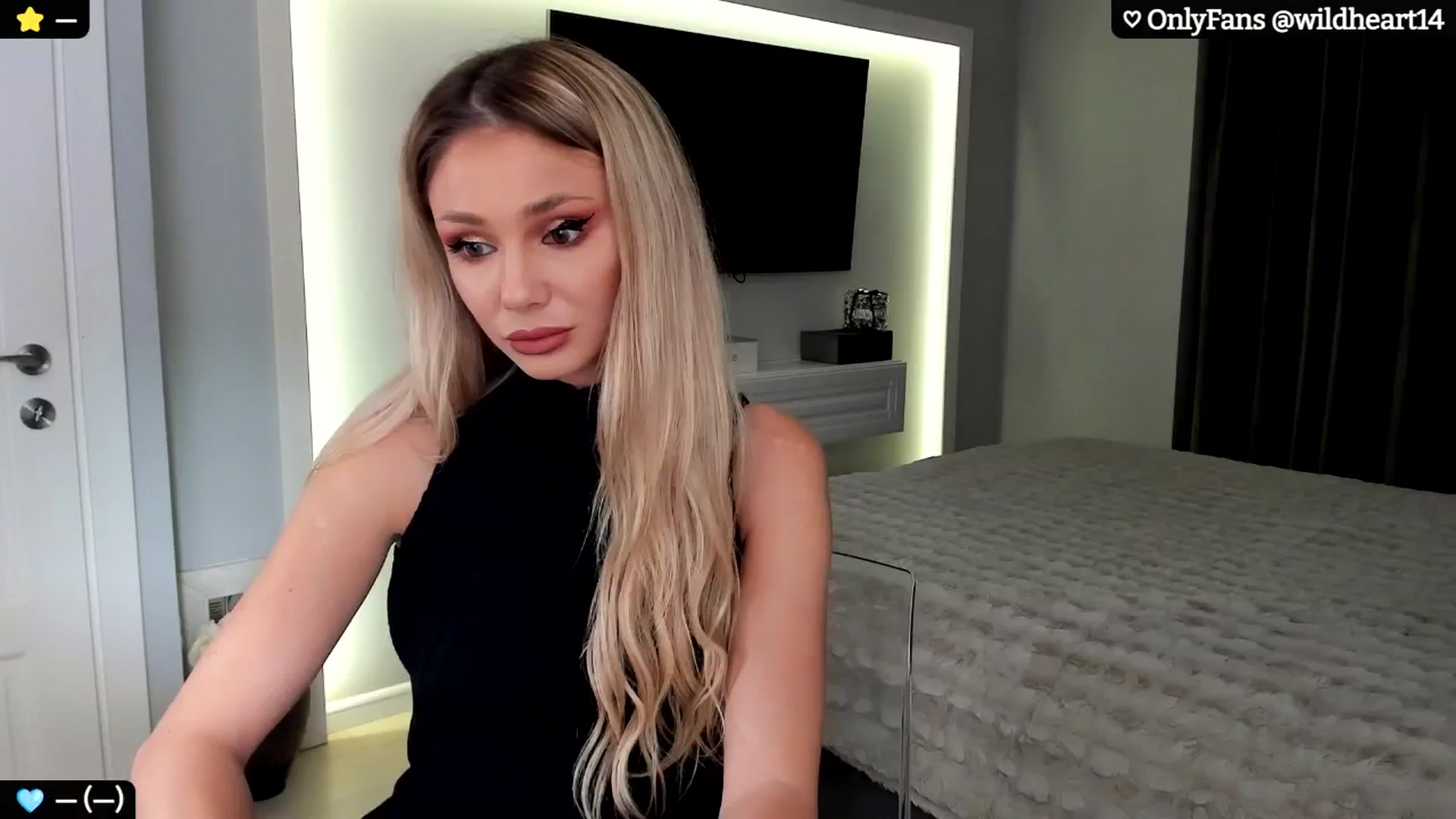 Gallery image thumbnail from Yveline's myfreecams stream on, 11/09/2024, 14:29 image 5 of 20