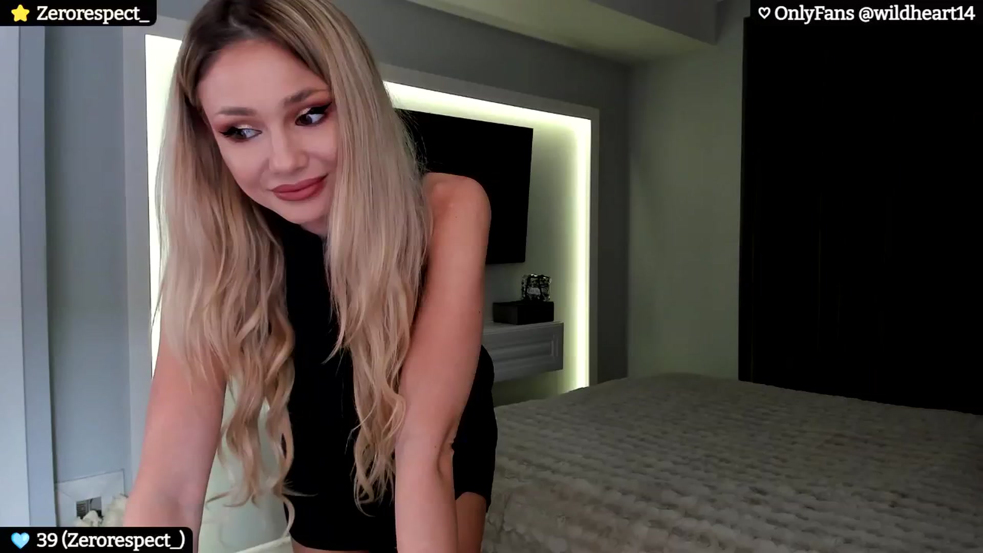Gallery image thumbnail from Yveline's myfreecams stream on, 11/09/2024, 14:29 image 16 of 20