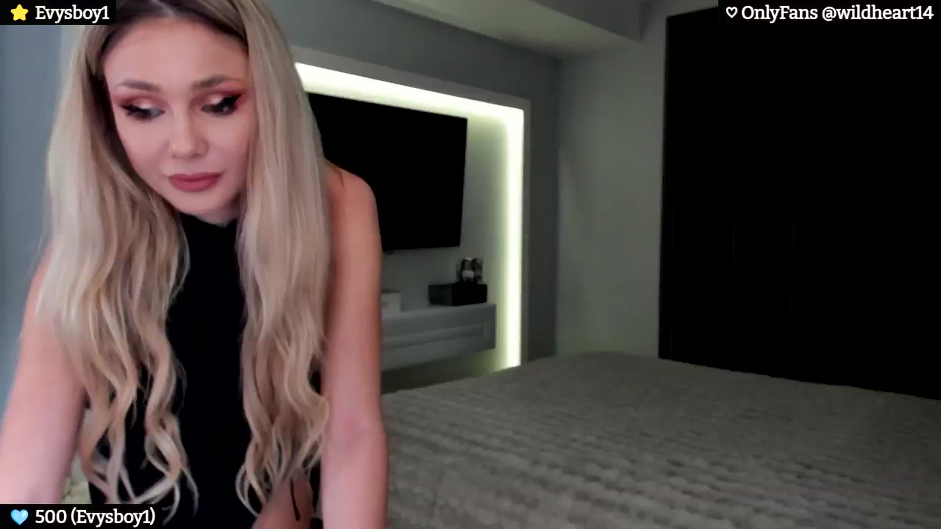 Gallery image thumbnail from Yveline's myfreecams stream on, 11/09/2024, 15:41 image 2 of 20