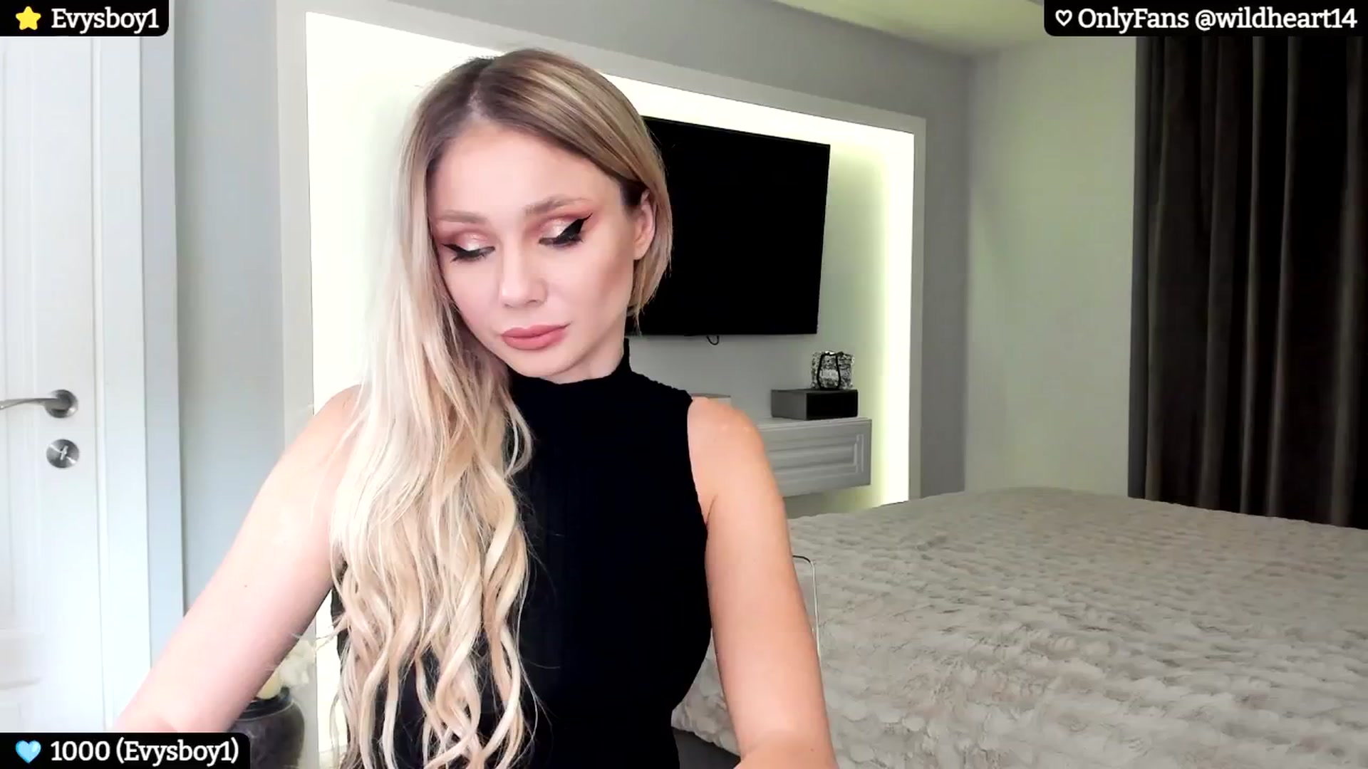 Gallery image thumbnail from Yveline's myfreecams stream on, 11/09/2024, 16:59 image 8 of 20