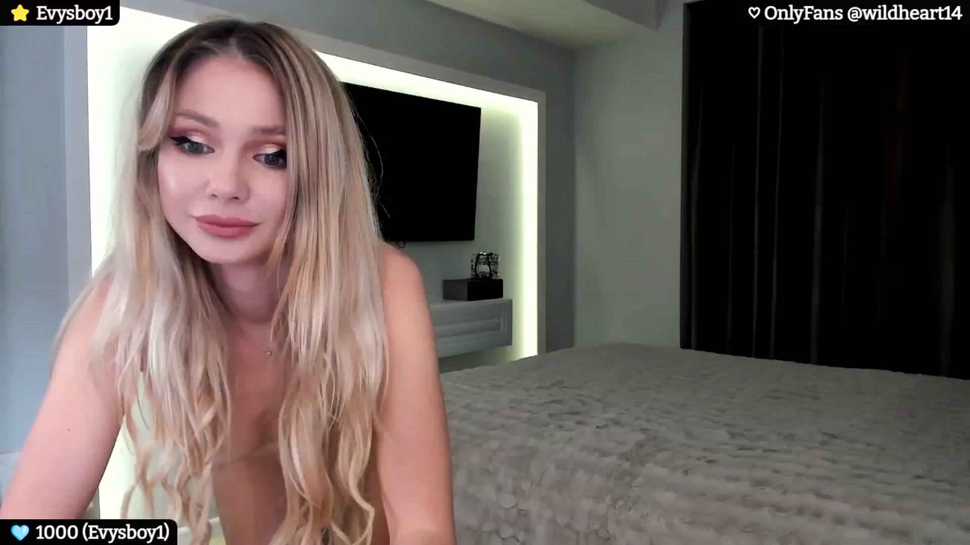 Gallery image thumbnail from Yveline's myfreecams stream on, 11/09/2024, 16:59 image 12 of 20
