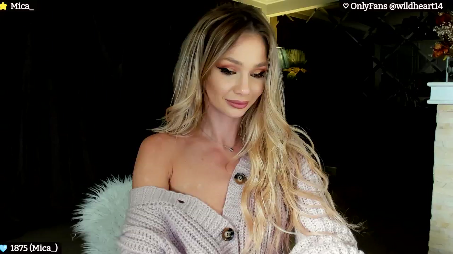 Gallery image thumbnail from Yveline's myfreecams stream on, 11/15/2024, 23:00 image 15 of 20