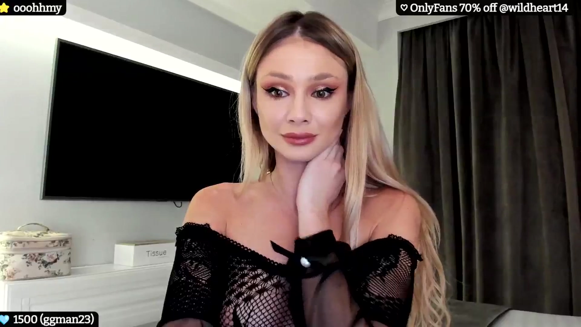 Gallery image thumbnail from Yveline's myfreecams stream on, 11/18/2024, 18:42 image 10 of 20