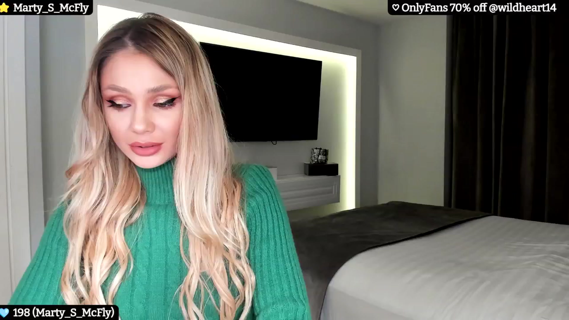 Gallery image thumbnail from Yveline's myfreecams stream on, 11/19/2024, 20:12 image 15 of 20