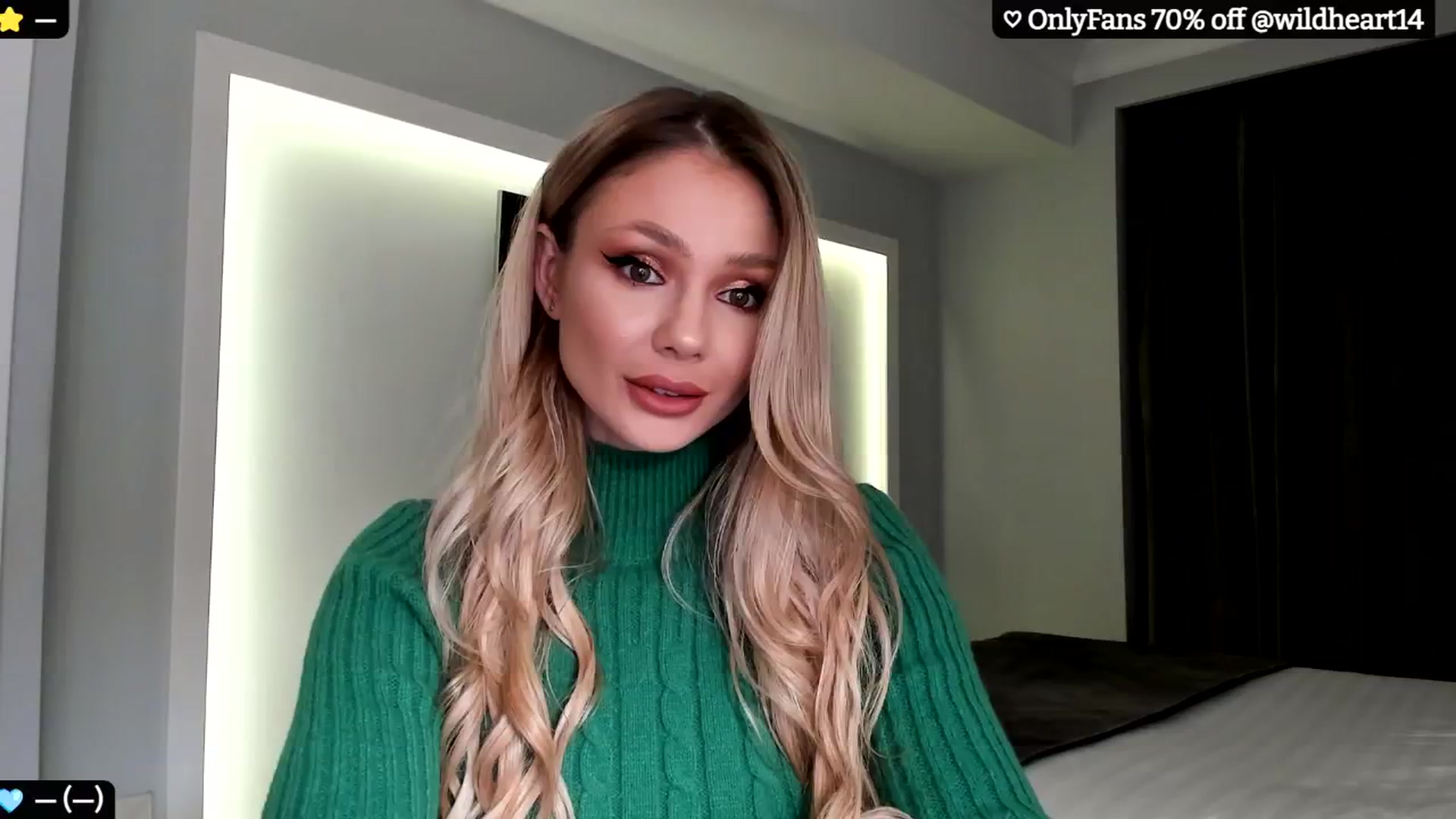 Gallery image thumbnail from Yveline's myfreecams stream on, 11/19/2024, 20:12 image 2 of 20