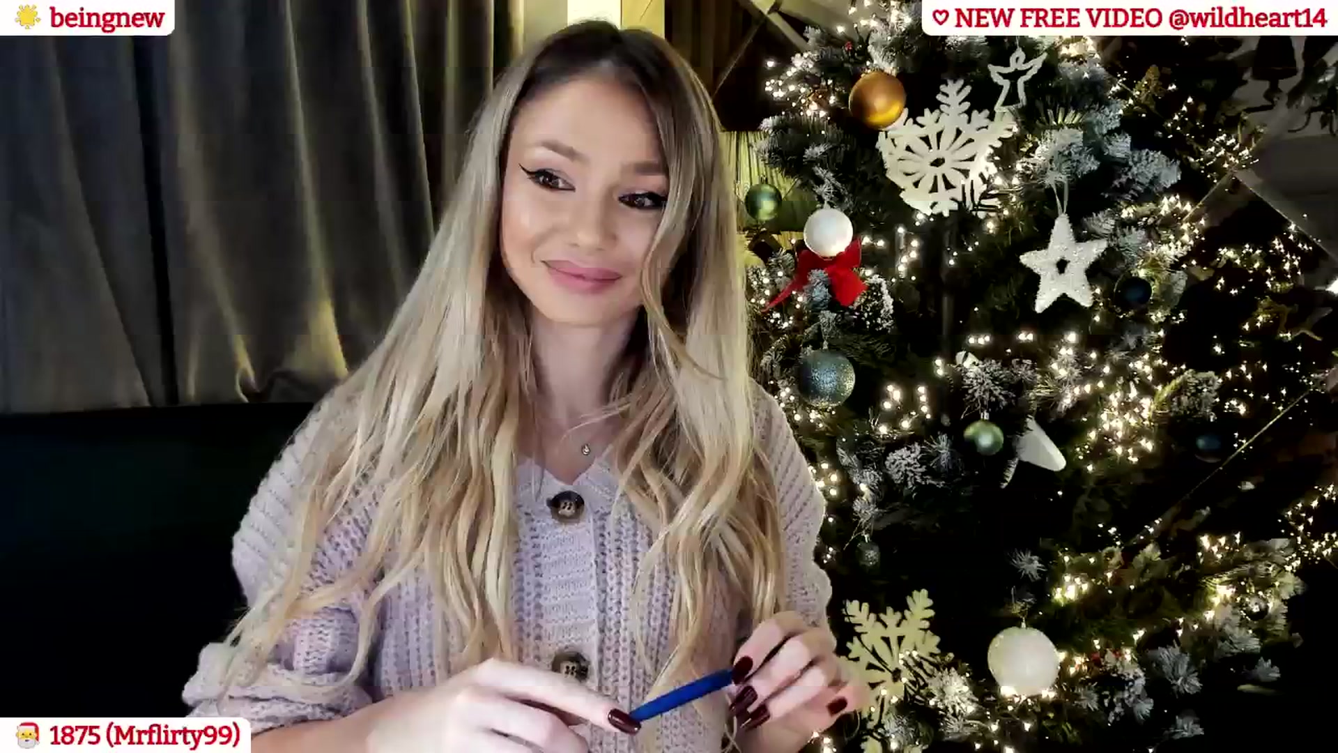 Gallery image thumbnail from Yveline's myfreecams stream on, 12/01/2024, 21:39 image 14 of 20