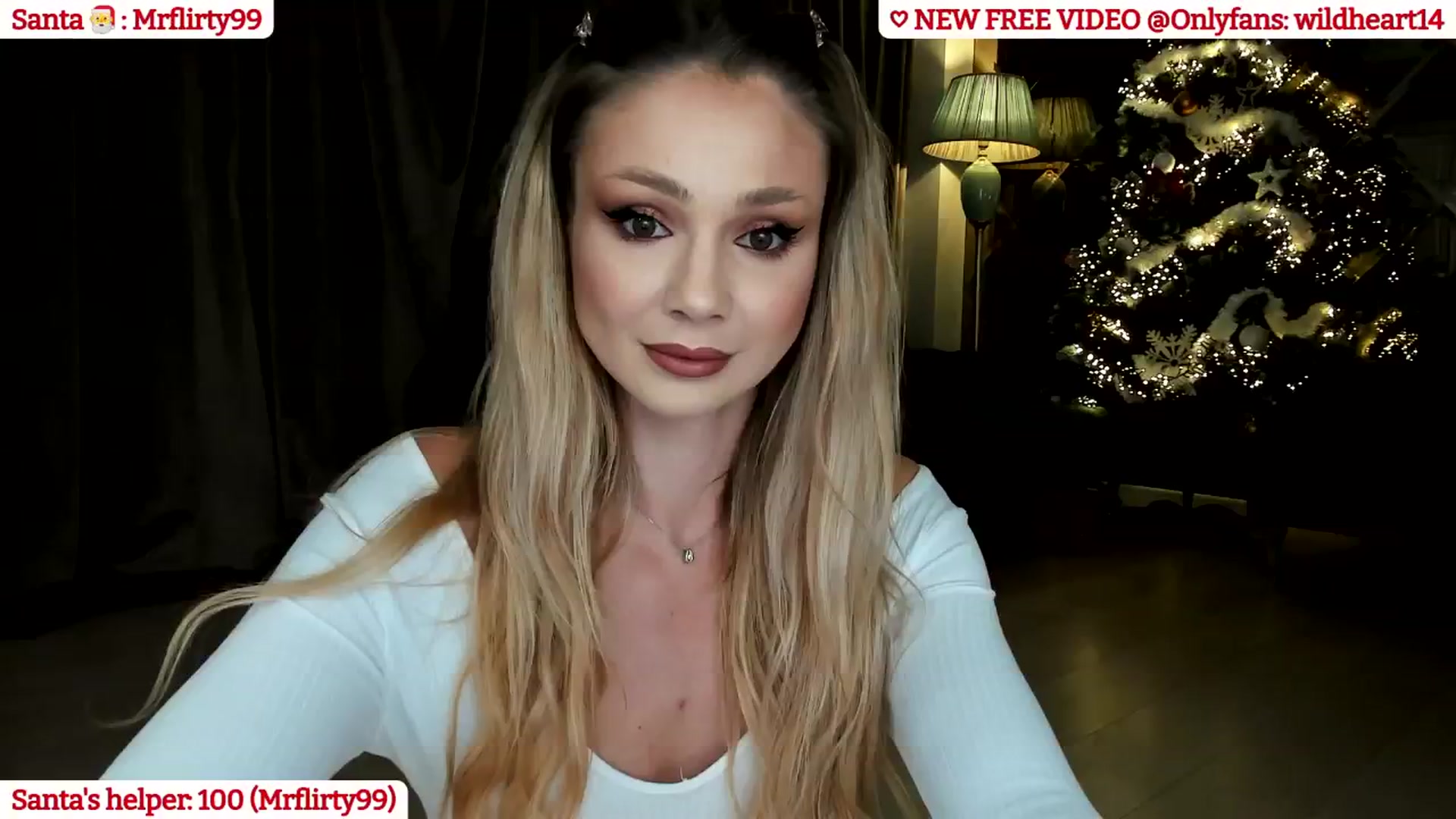 Gallery image thumbnail from Yveline's myfreecams stream on, 12/16/2024, 18:33 image 3 of 20