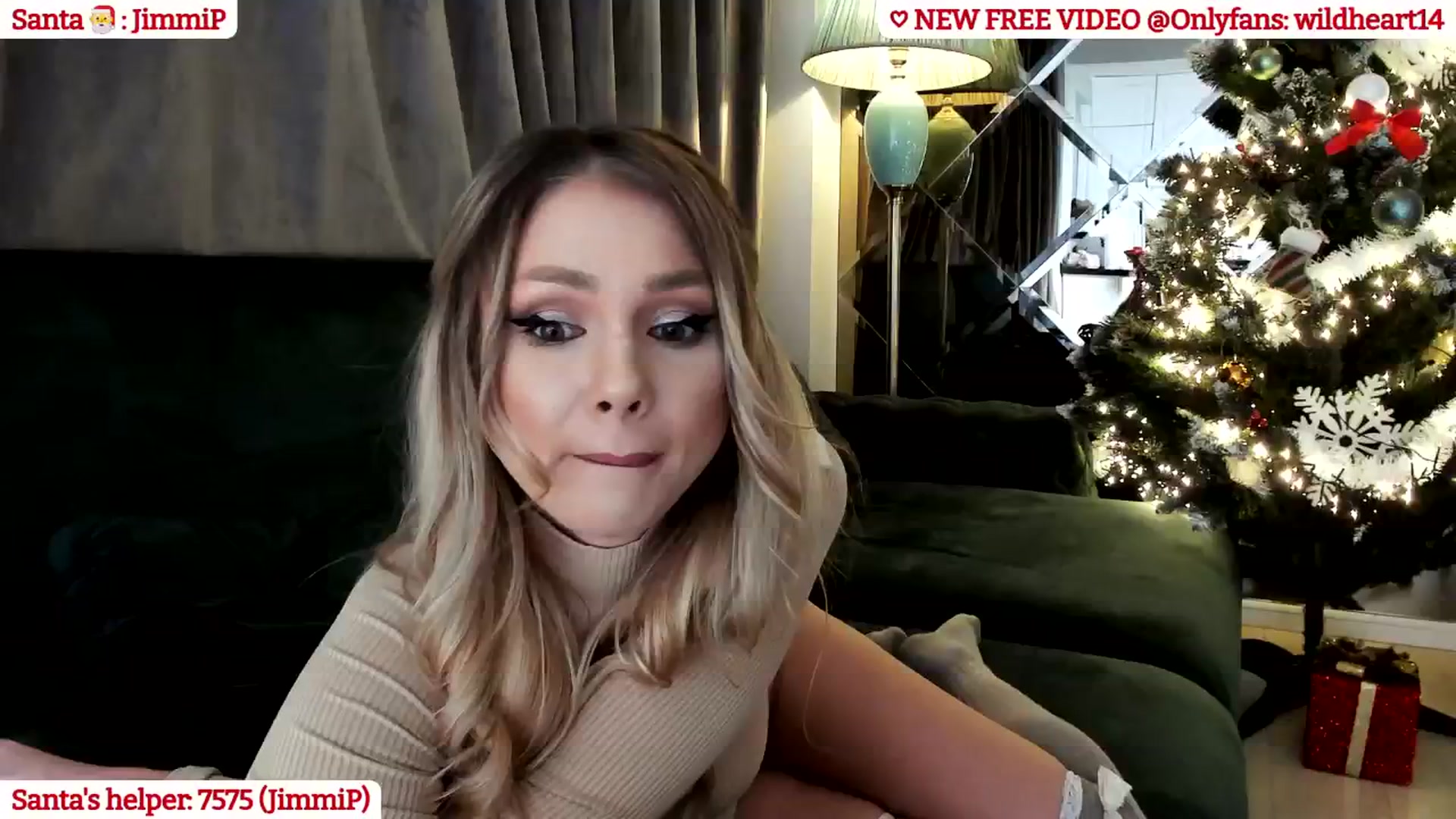 Gallery image thumbnail from Yveline's myfreecams stream on, 12/17/2024, 20:54 image 3 of 20