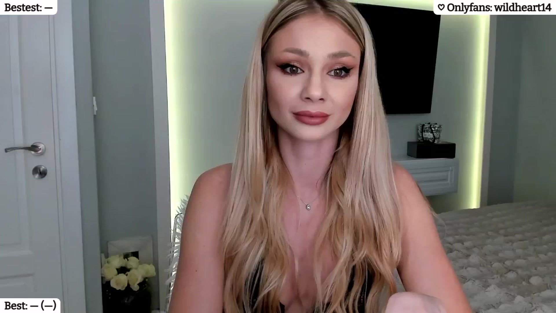 Gallery image thumbnail from Yveline's myfreecams stream on, 01/14/2025, 22:53 image 1 of 20