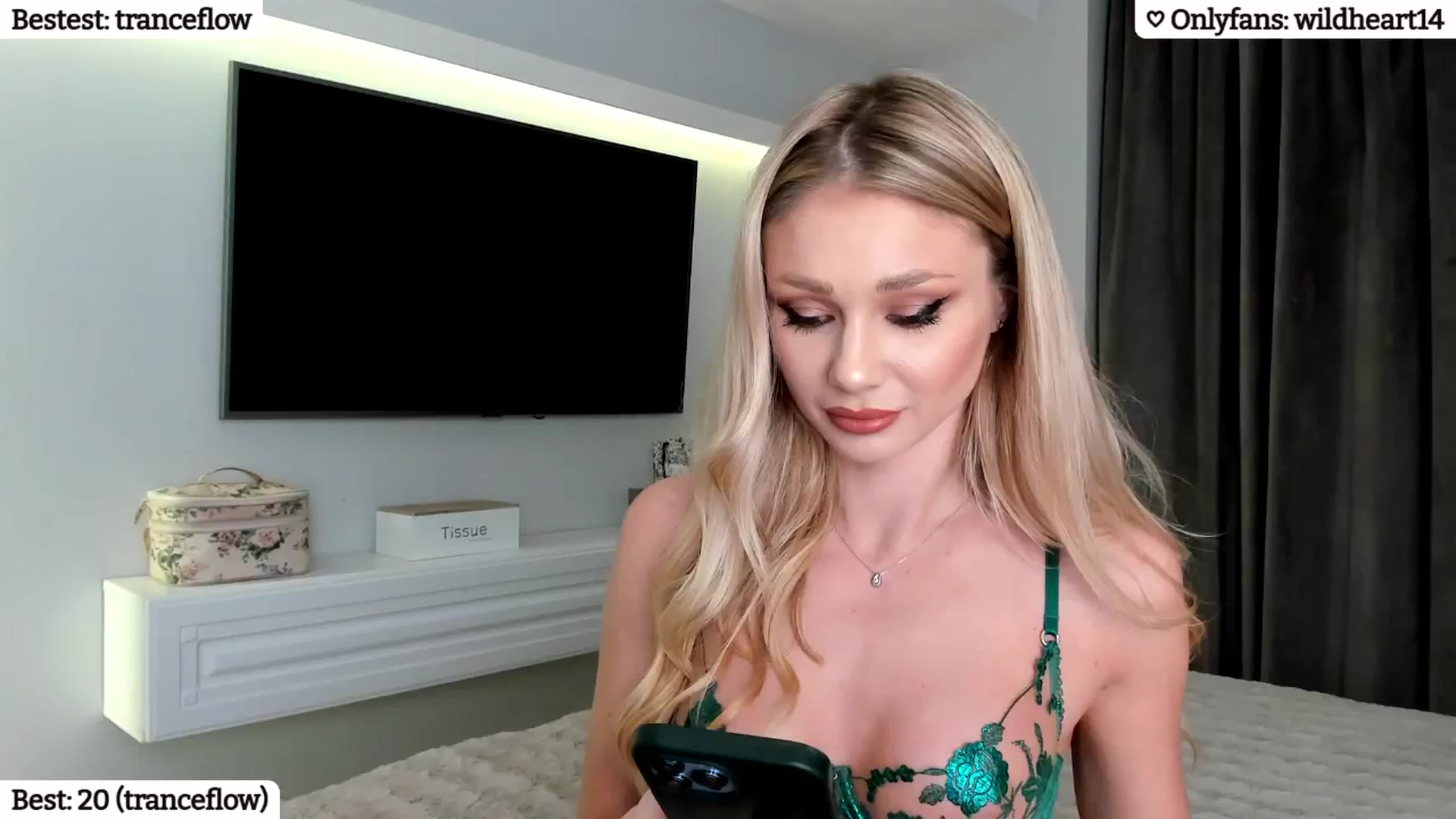 Gallery image thumbnail from Yveline's myfreecams stream on, 01/15/2025, 22:42 image 1 of 20
