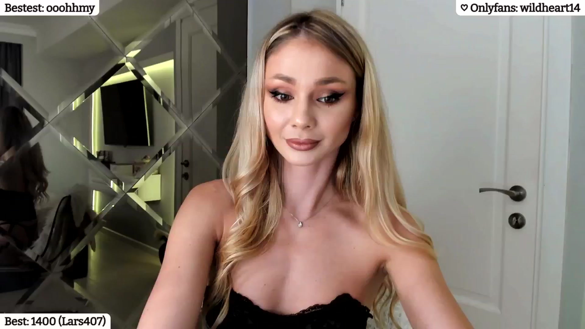 Gallery image thumbnail from Yveline's myfreecams stream on, 01/18/2025, 23:22 image 7 of 20