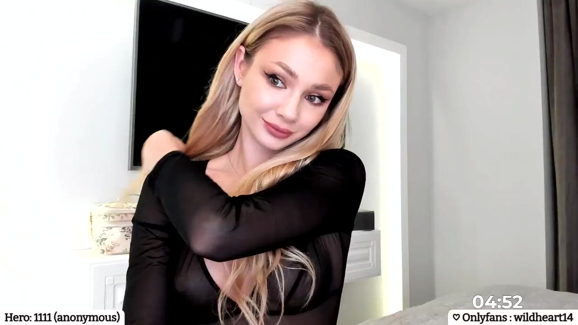Gallery image thumbnail from Yveline's myfreecams stream on, 02/07/2025, 22:00 image 17 of 20