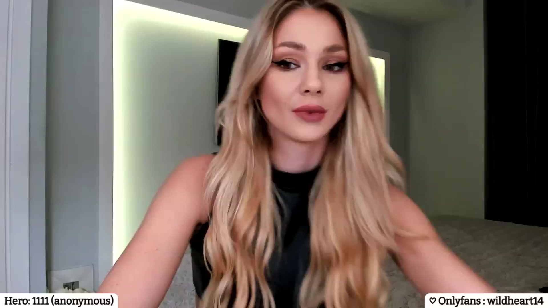 Gallery image thumbnail from Yveline's myfreecams stream on, 02/07/2025, 22:00 image 2 of 20