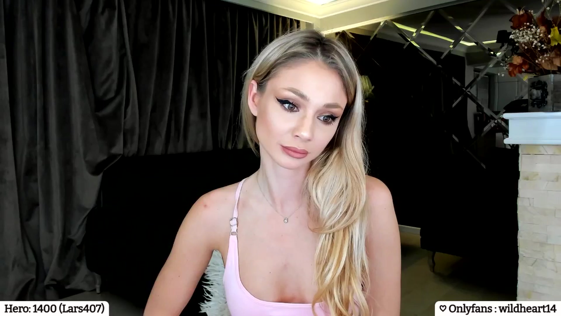 Gallery image thumbnail from Yveline's myfreecams stream on, 02/10/2025, 23:26 image 19 of 20