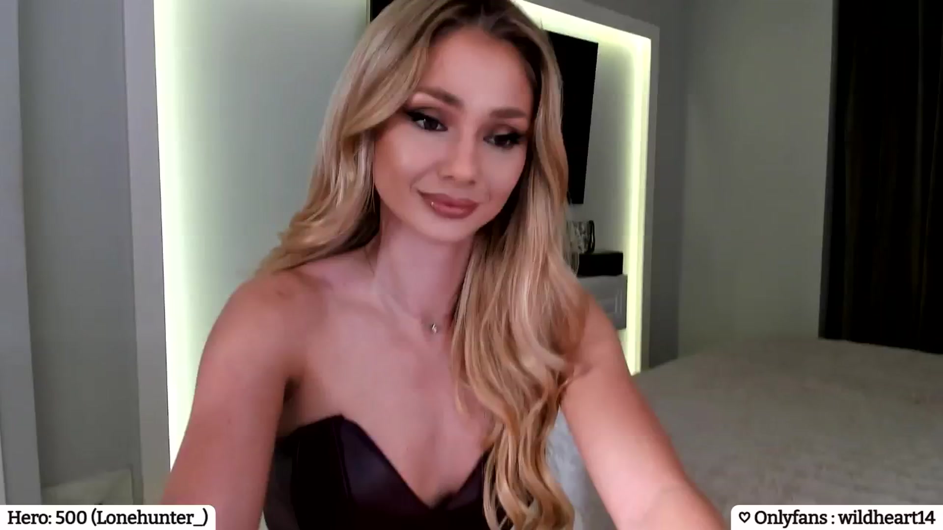 Gallery image thumbnail from Yveline's myfreecams stream on, 02/14/2025, 23:49 image 1 of 20