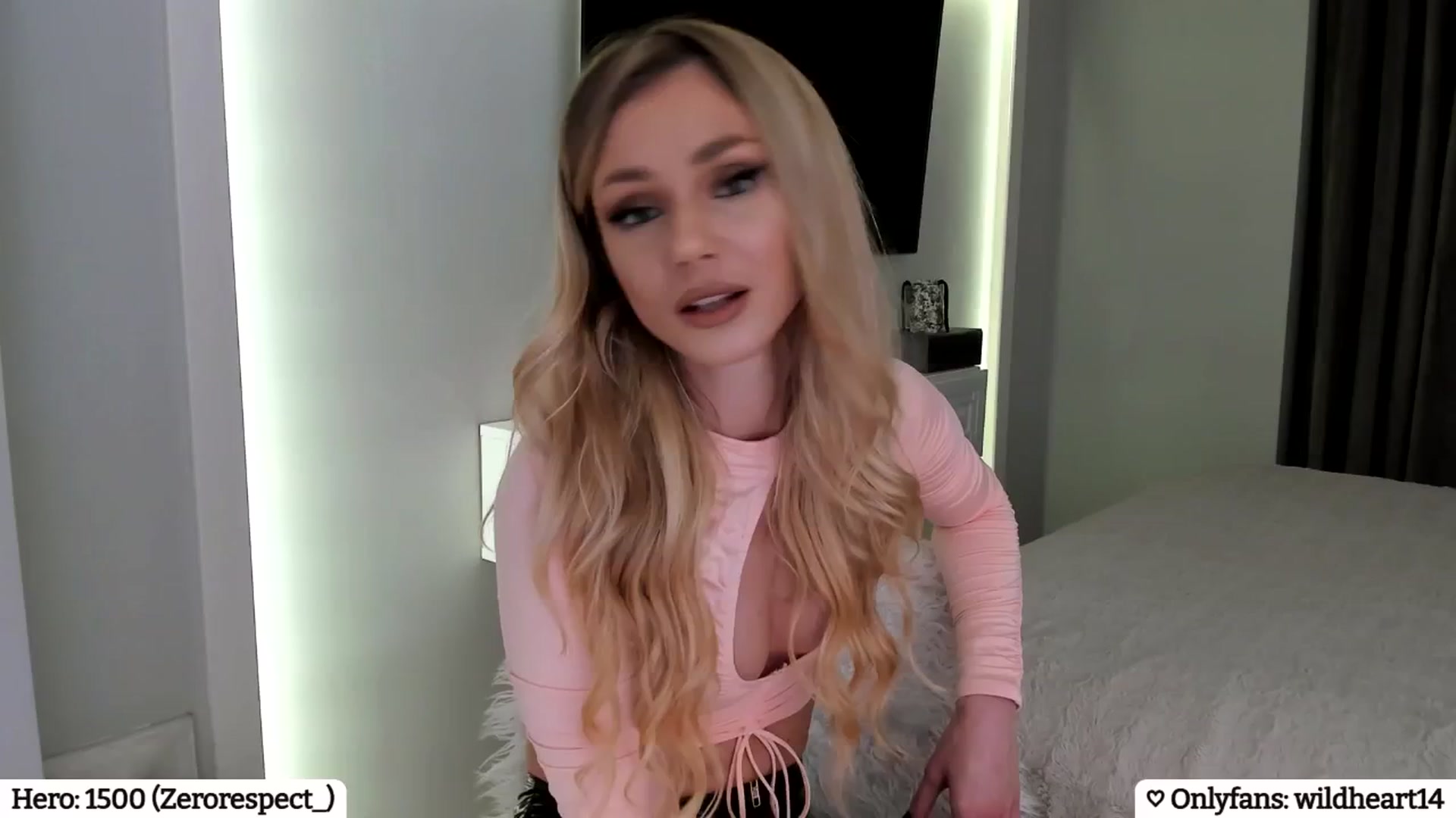 Gallery image thumbnail from Yveline's myfreecams stream on, 02/27/2025, 21:37 image 9 of 20