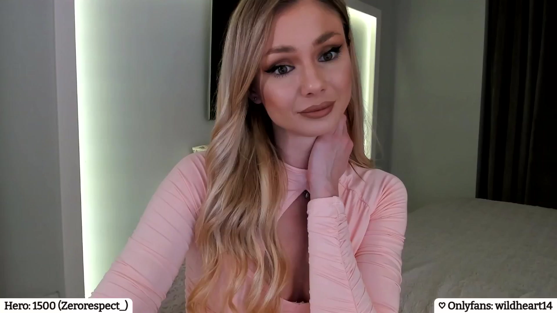 Gallery image thumbnail from Yveline's myfreecams stream on, 02/27/2025, 21:37 image 3 of 20