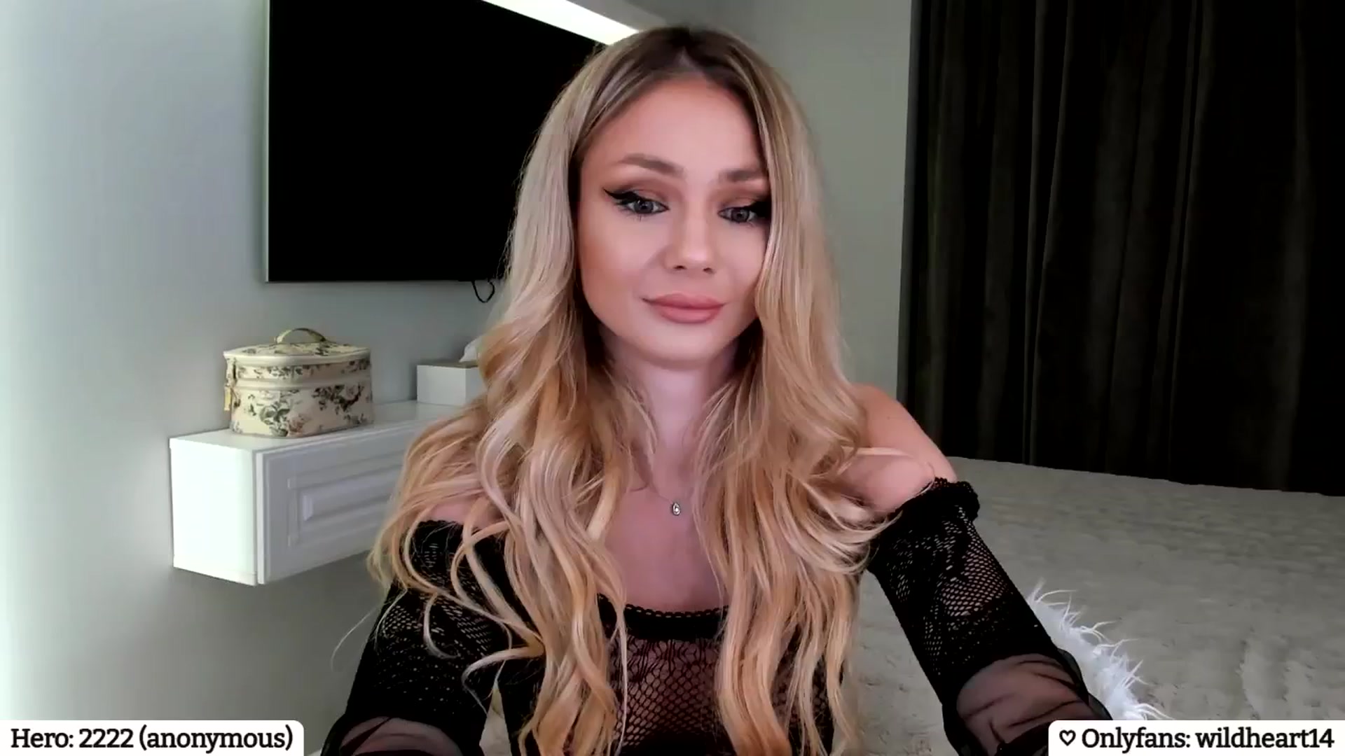 Gallery image thumbnail from Yveline's myfreecams stream on, 02/28/2025, 23:02 image 20 of 20