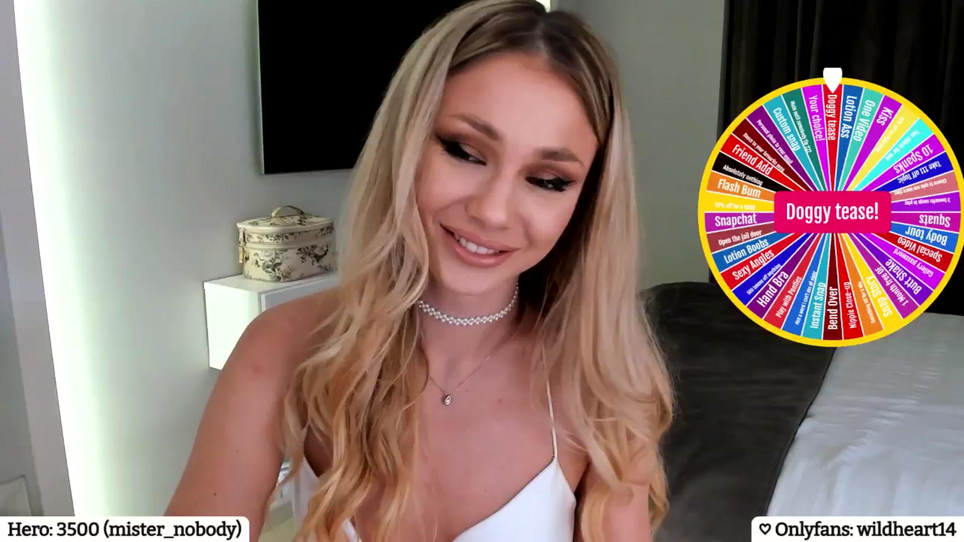 Gallery image thumbnail from Yveline's myfreecams stream on, 03/01/2025, 23:12 image 4 of 20
