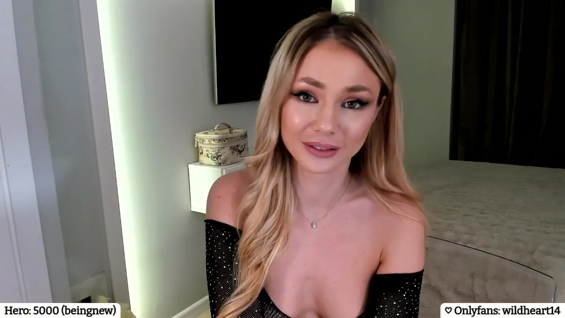 Gallery image thumbnail from Yveline's myfreecams stream on, 03/03/2025, 23:59 image 20 of 20
