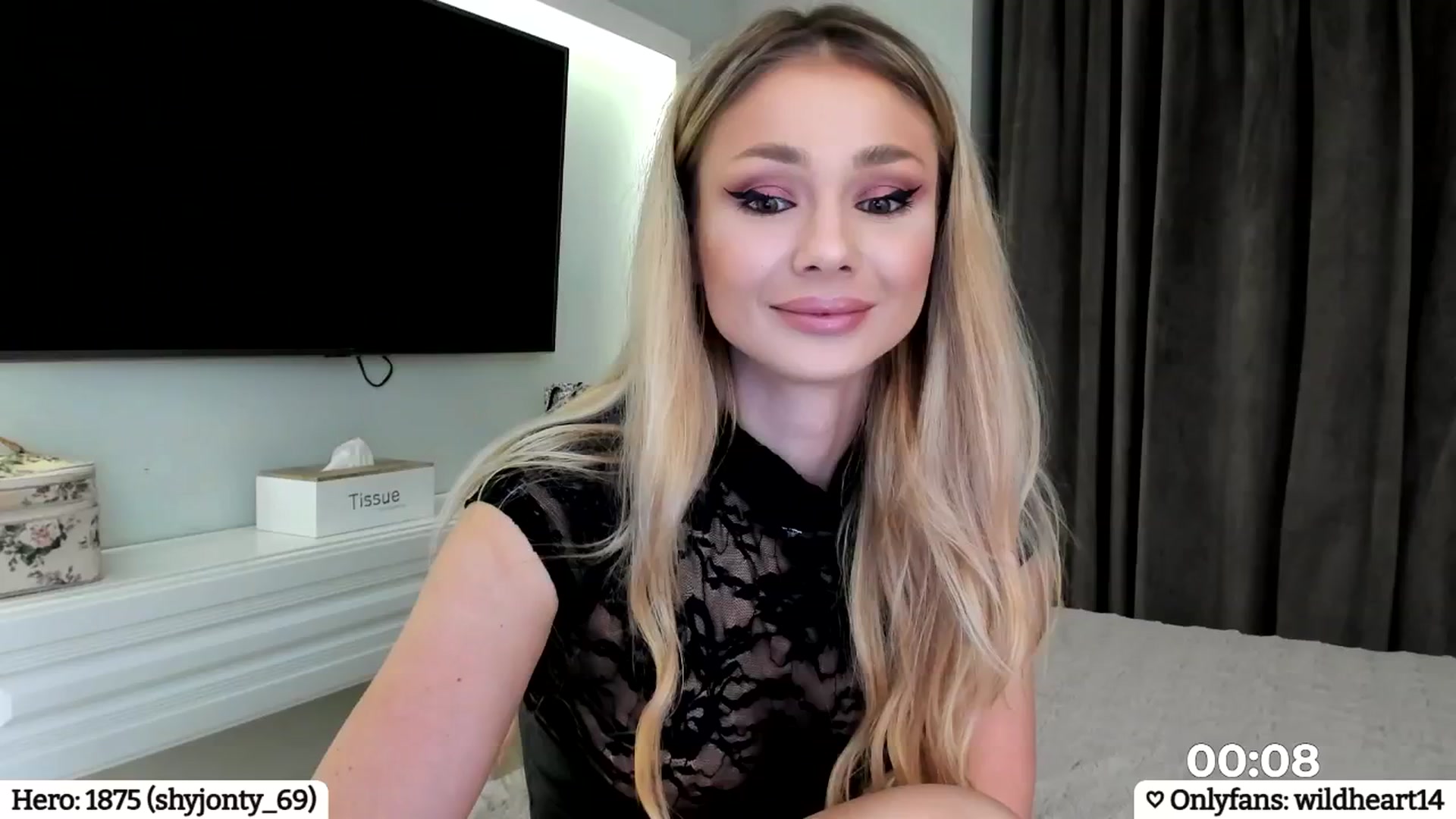 Gallery image thumbnail from Yveline's myfreecams stream on, 03/05/2025, 24:09 image 4 of 20