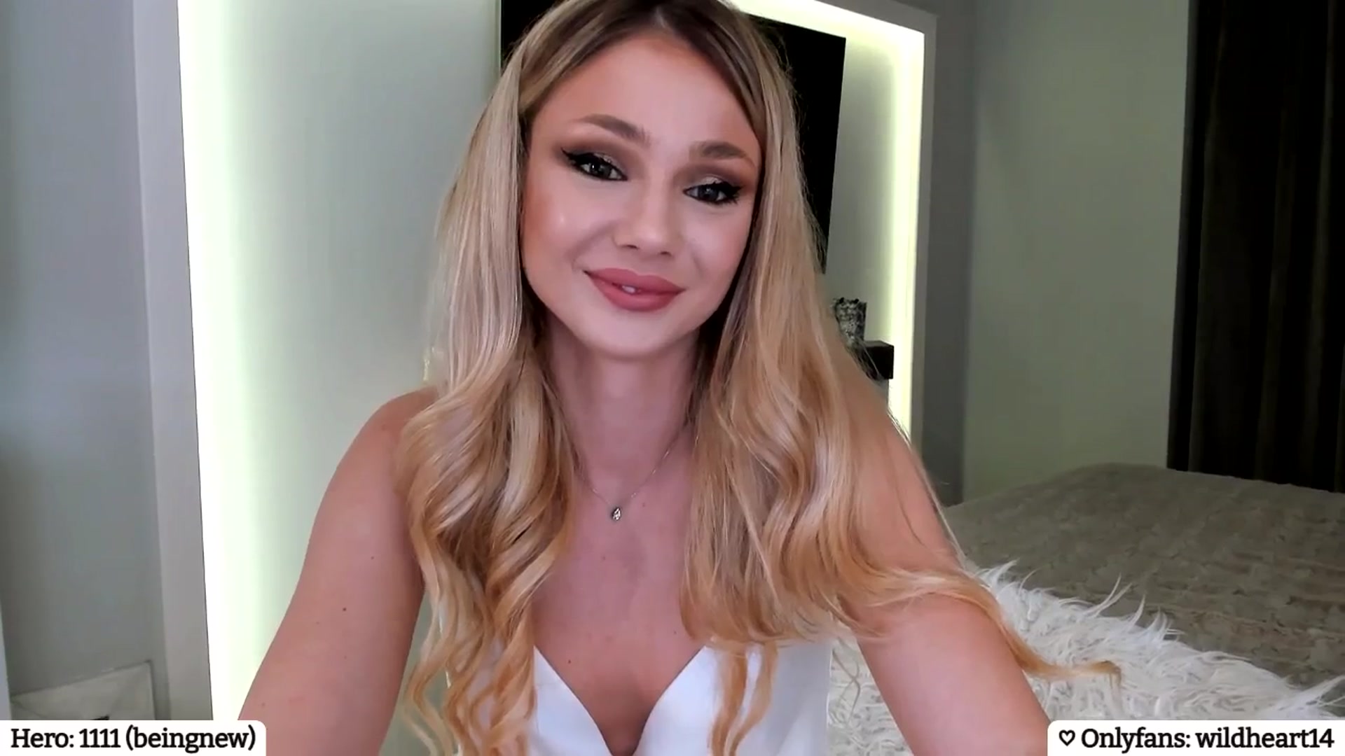 Gallery image thumbnail from Yveline's myfreecams stream on, 03/09/2025, 22:21 image 9 of 20