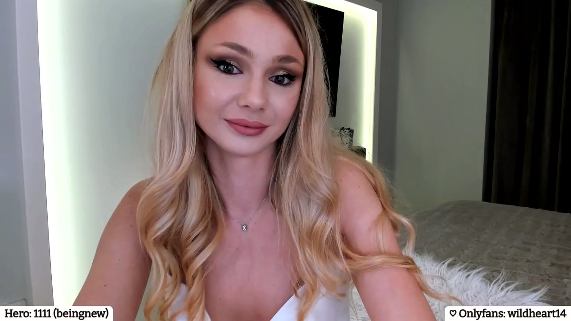 Gallery image thumbnail from Yveline's myfreecams stream on, 03/09/2025, 22:21 image 4 of 20